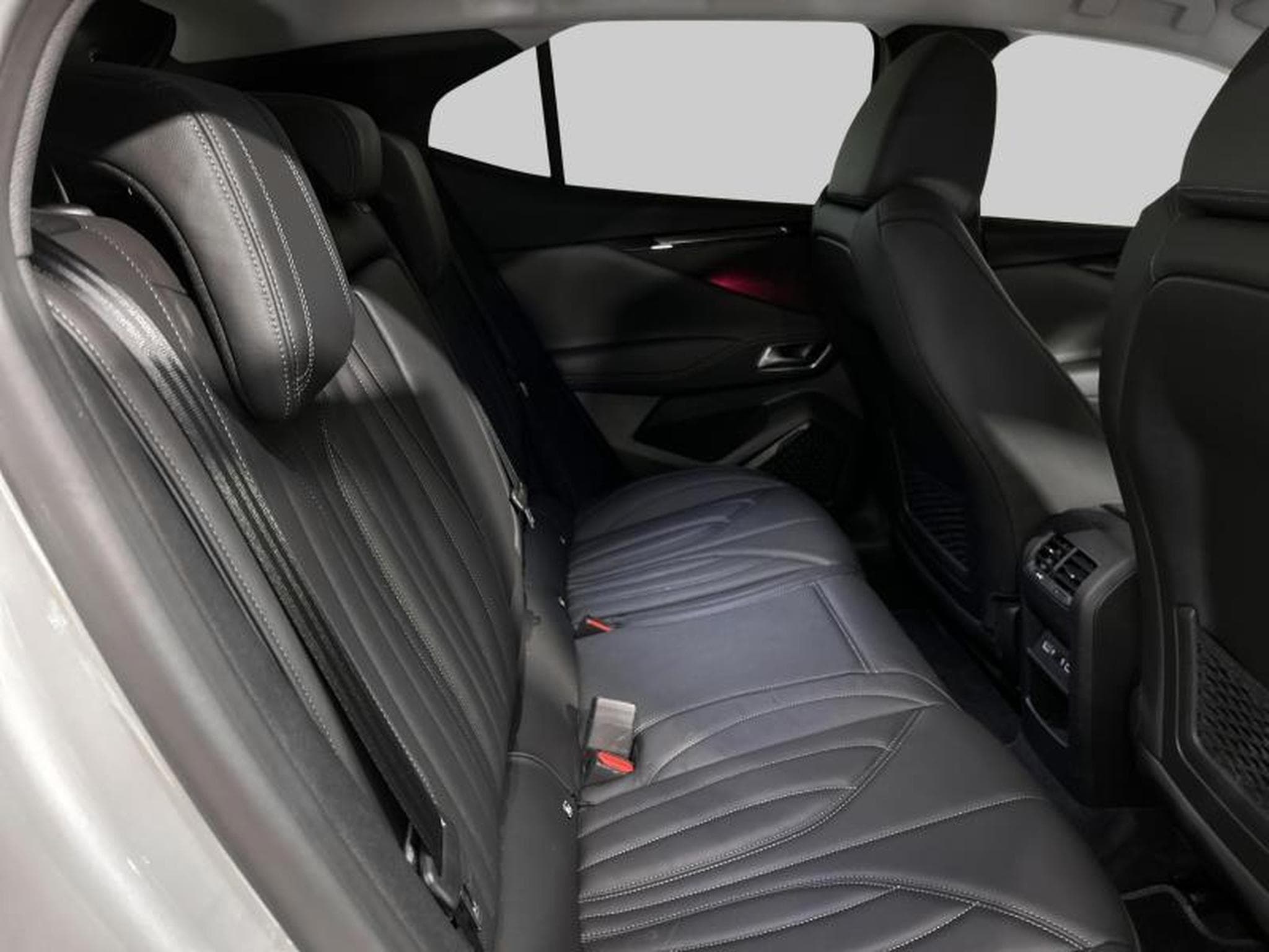 DS Automobiles DS4 DS4 Performance Line + (2022) - Foto 18