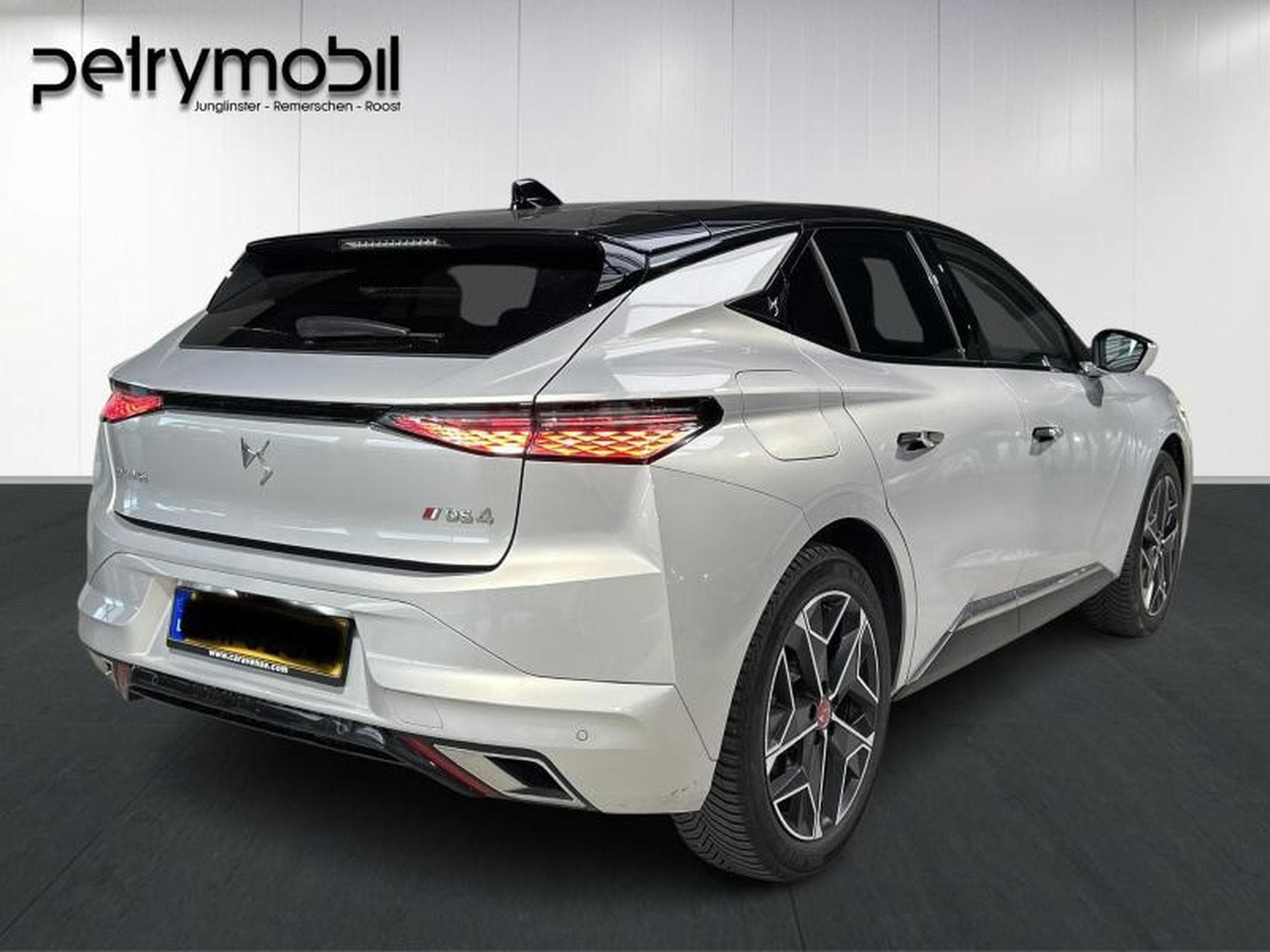 DS Automobiles DS4 DS4 Performance Line + (2022) - Foto 4