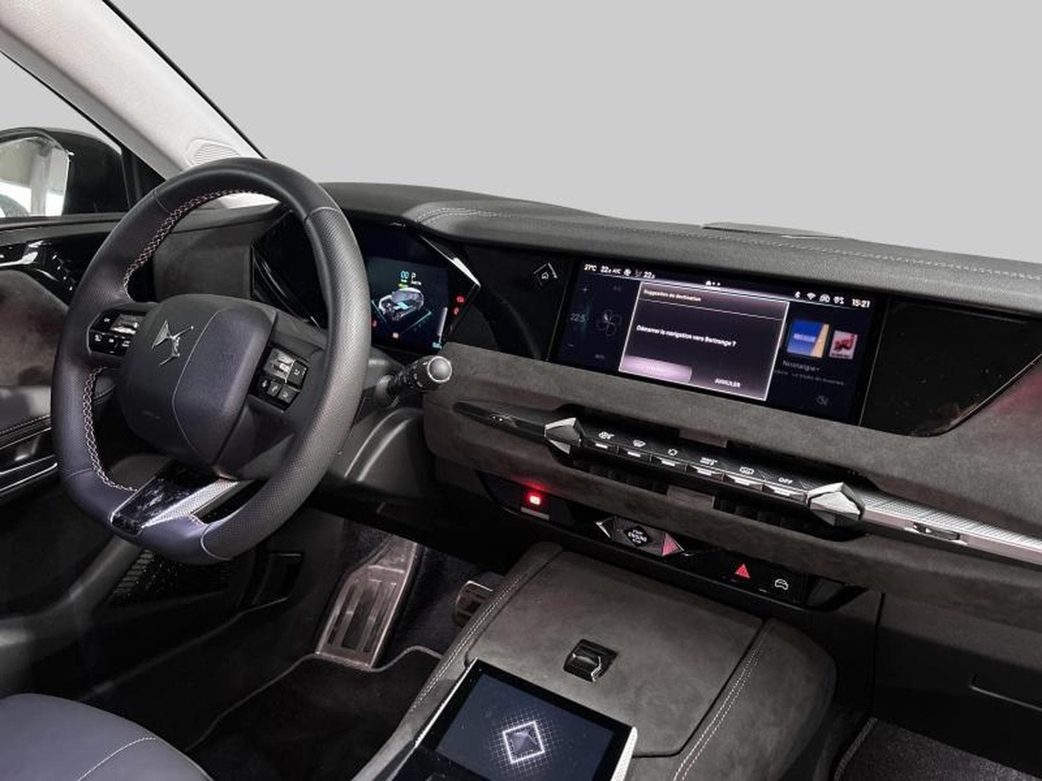 DS Automobiles DS4 DS4 Performance Line + (2022) - Foto 9