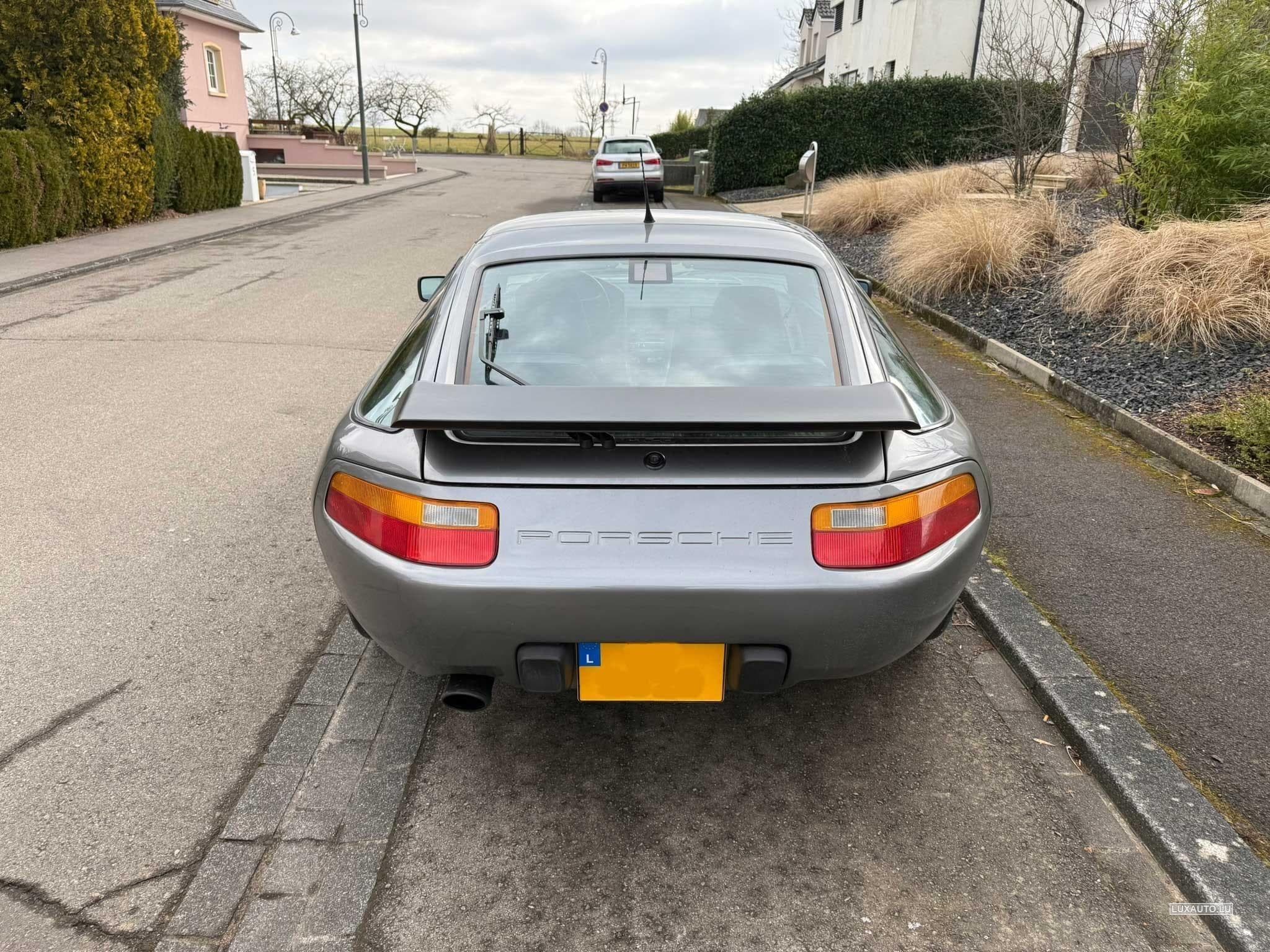 Porsche 928 928 S4 (1989) - Photo 12