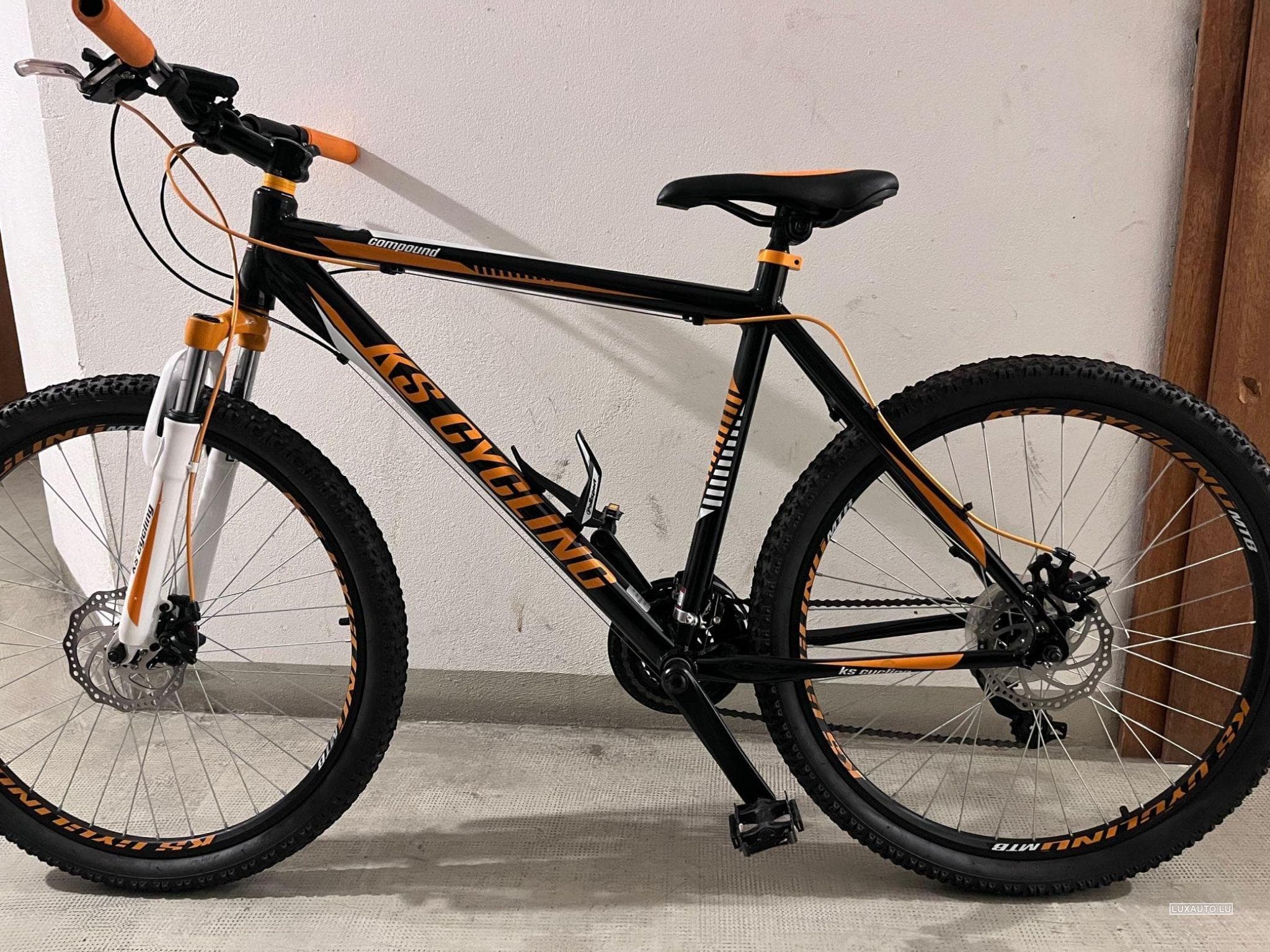 autre Compound Teenage (1970) - Photo 1