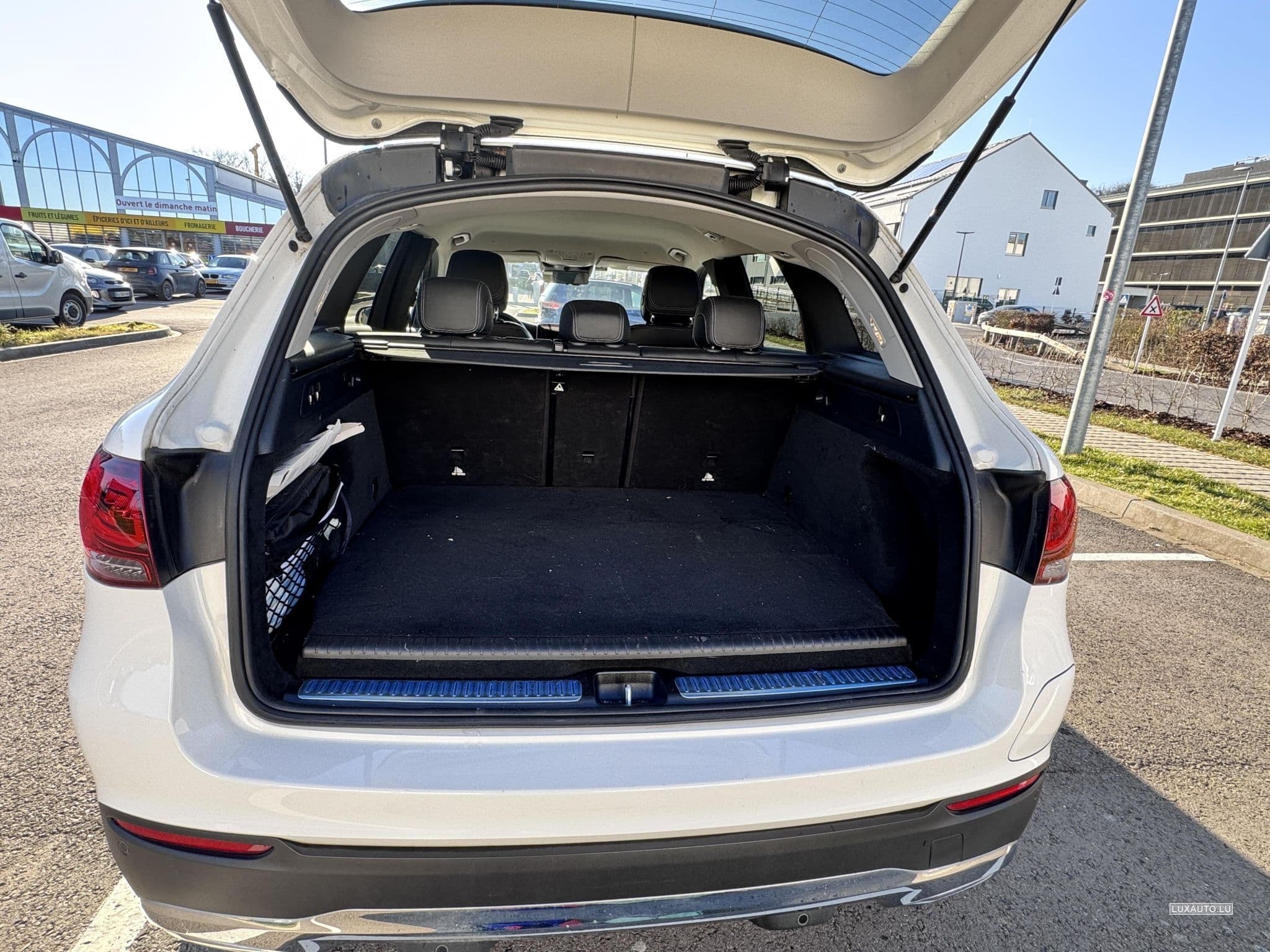 Mercedes GLC 300 e 4MATIC (2021) - Foto 13