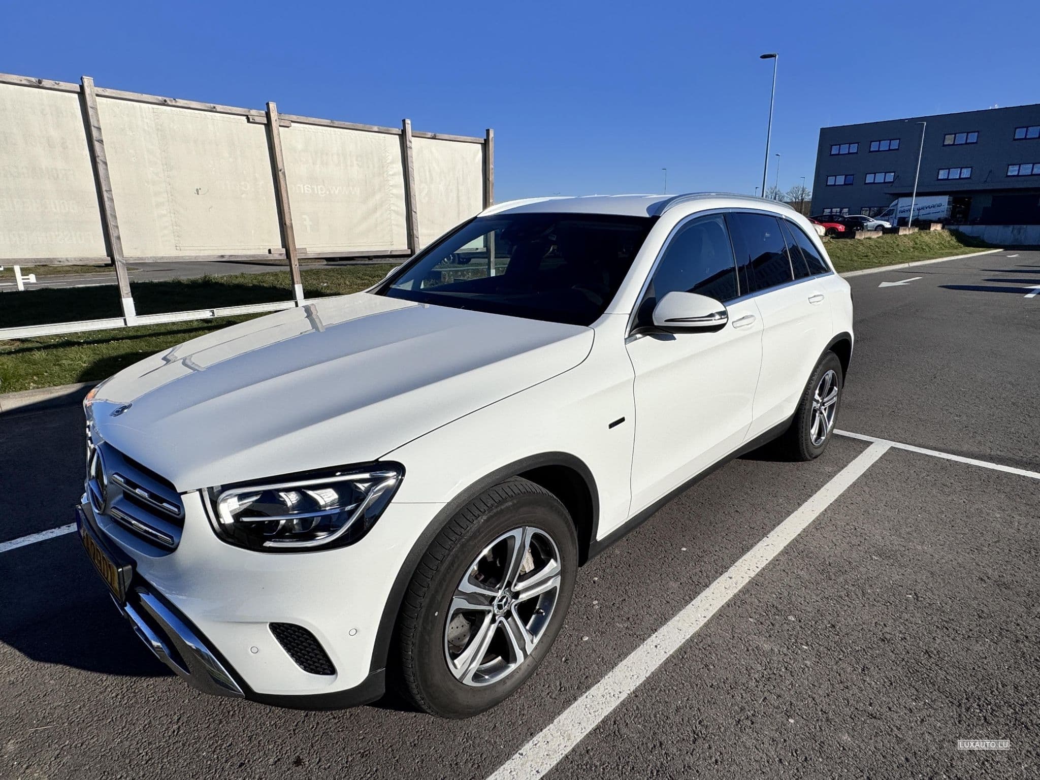 Mercedes GLC 300 e 4MATIC (2021) - Foto 4
