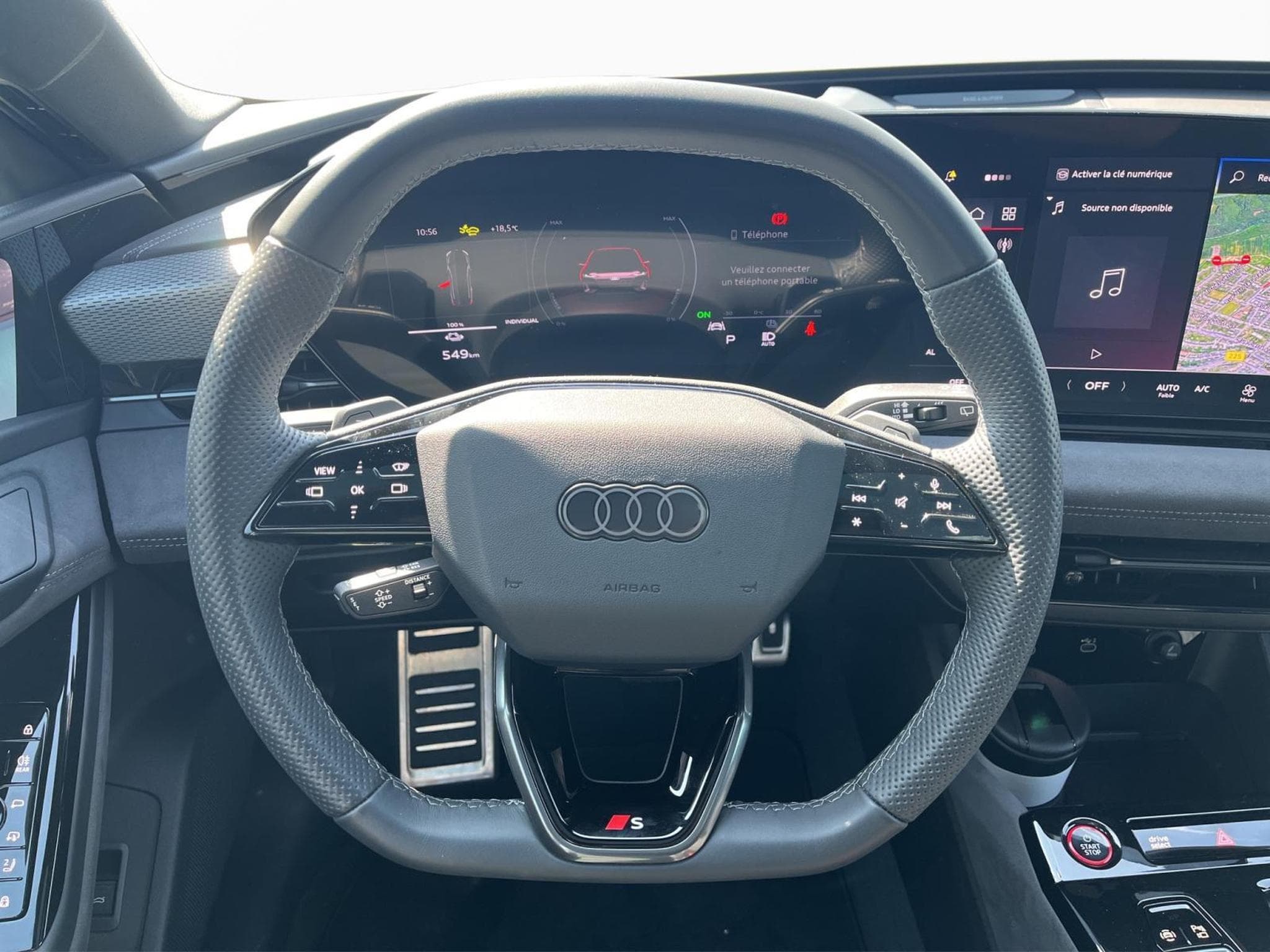 Audi A6 Edition Blu Avant e-tron (2025) - Photo 9