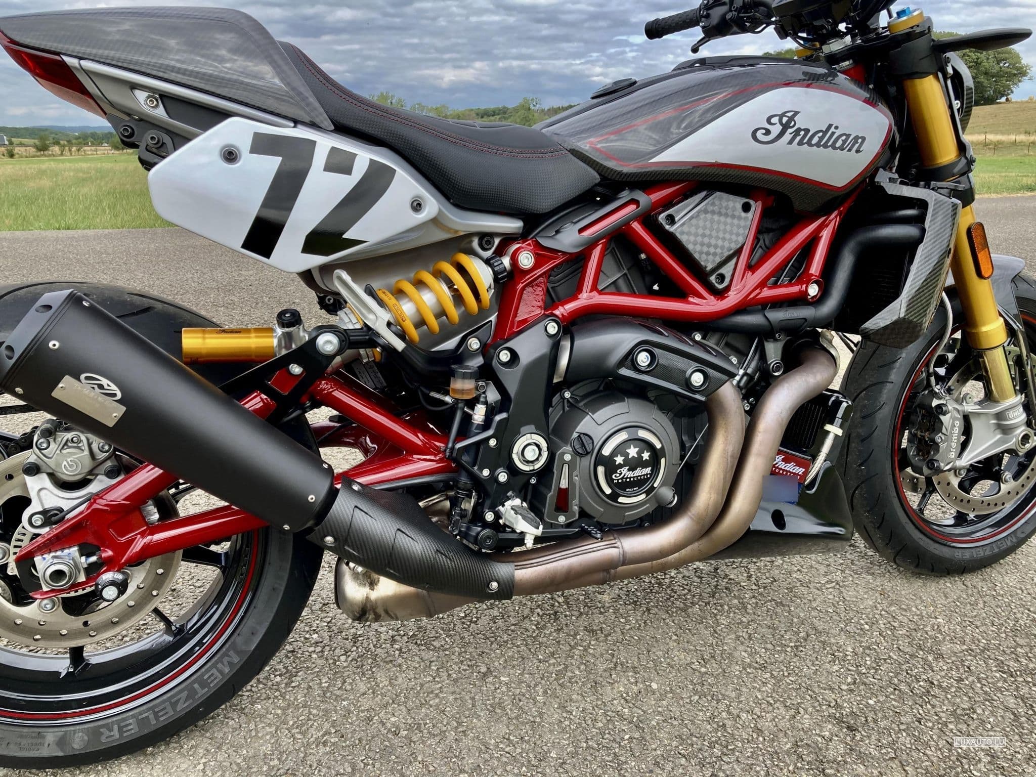 Indian FTR Carbon R (2022) - Photo 10