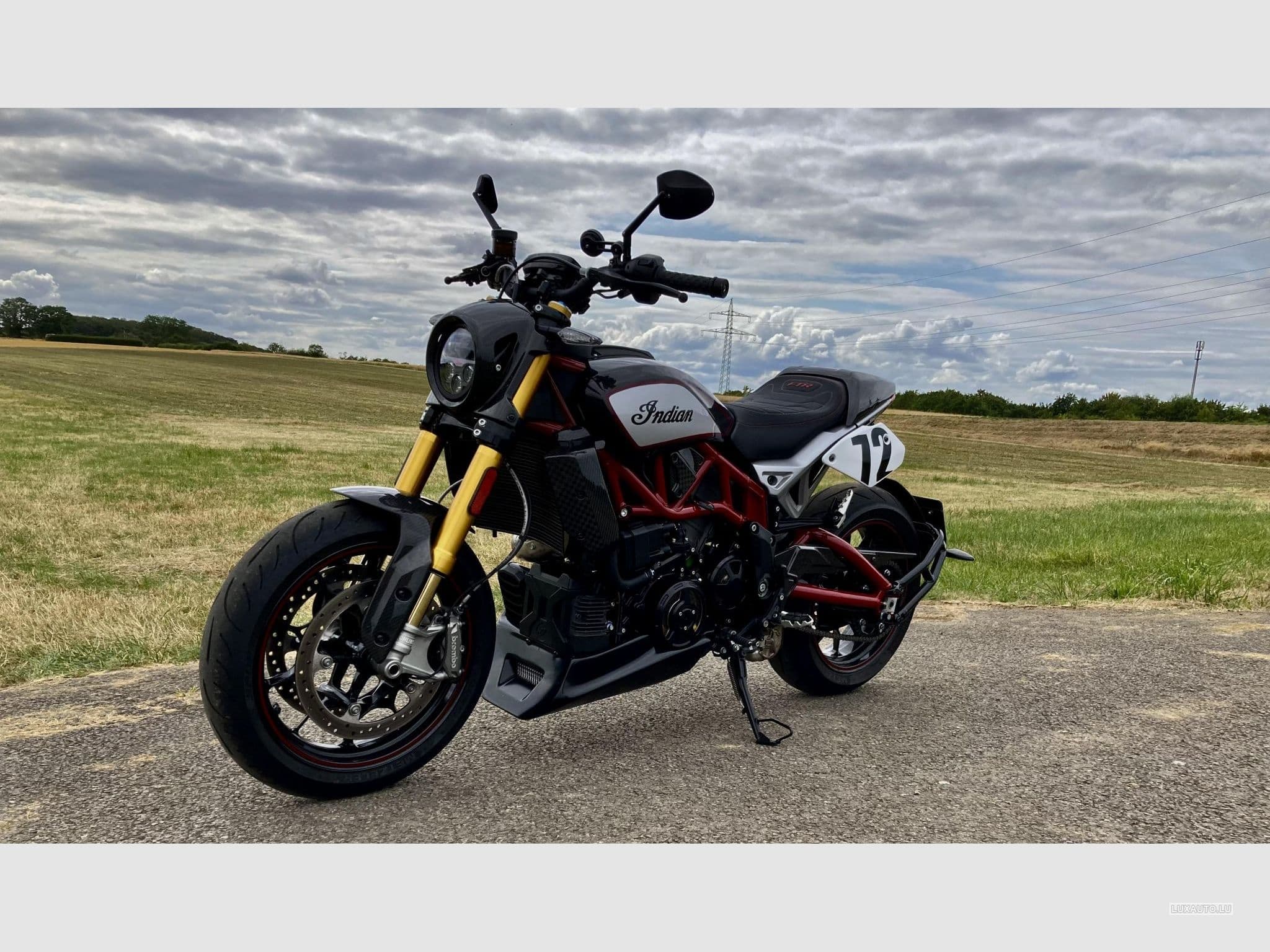 Indian FTR Carbon R (2022) - Photo 2