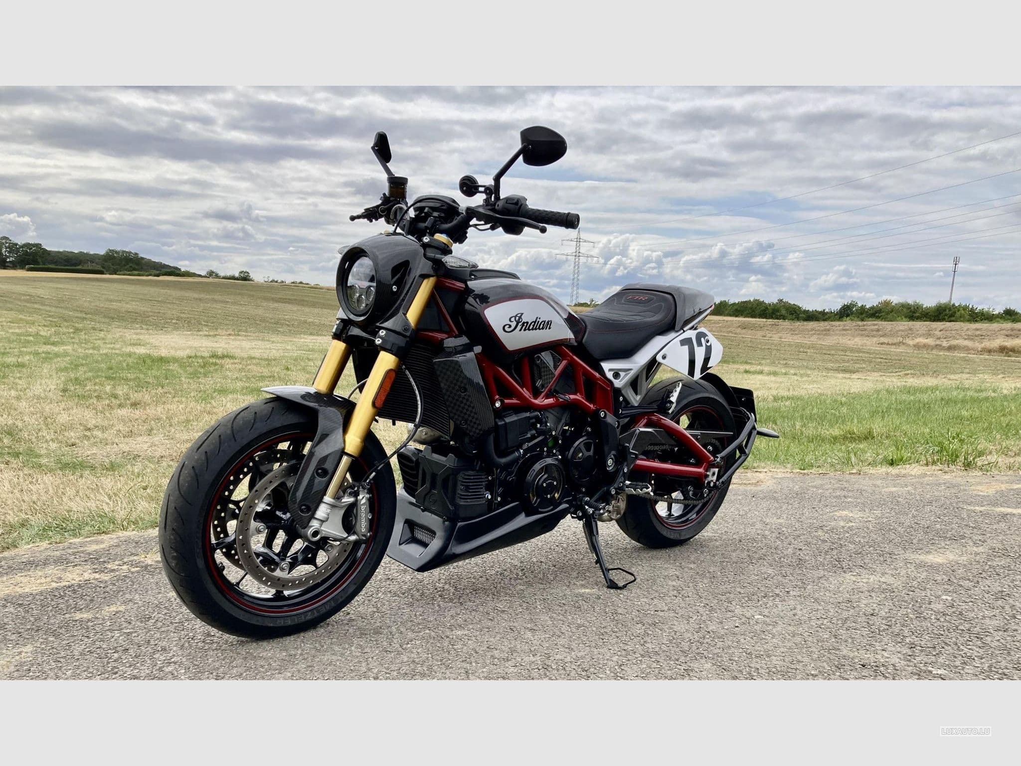 Indian FTR Carbon R (2022) - Photo 8