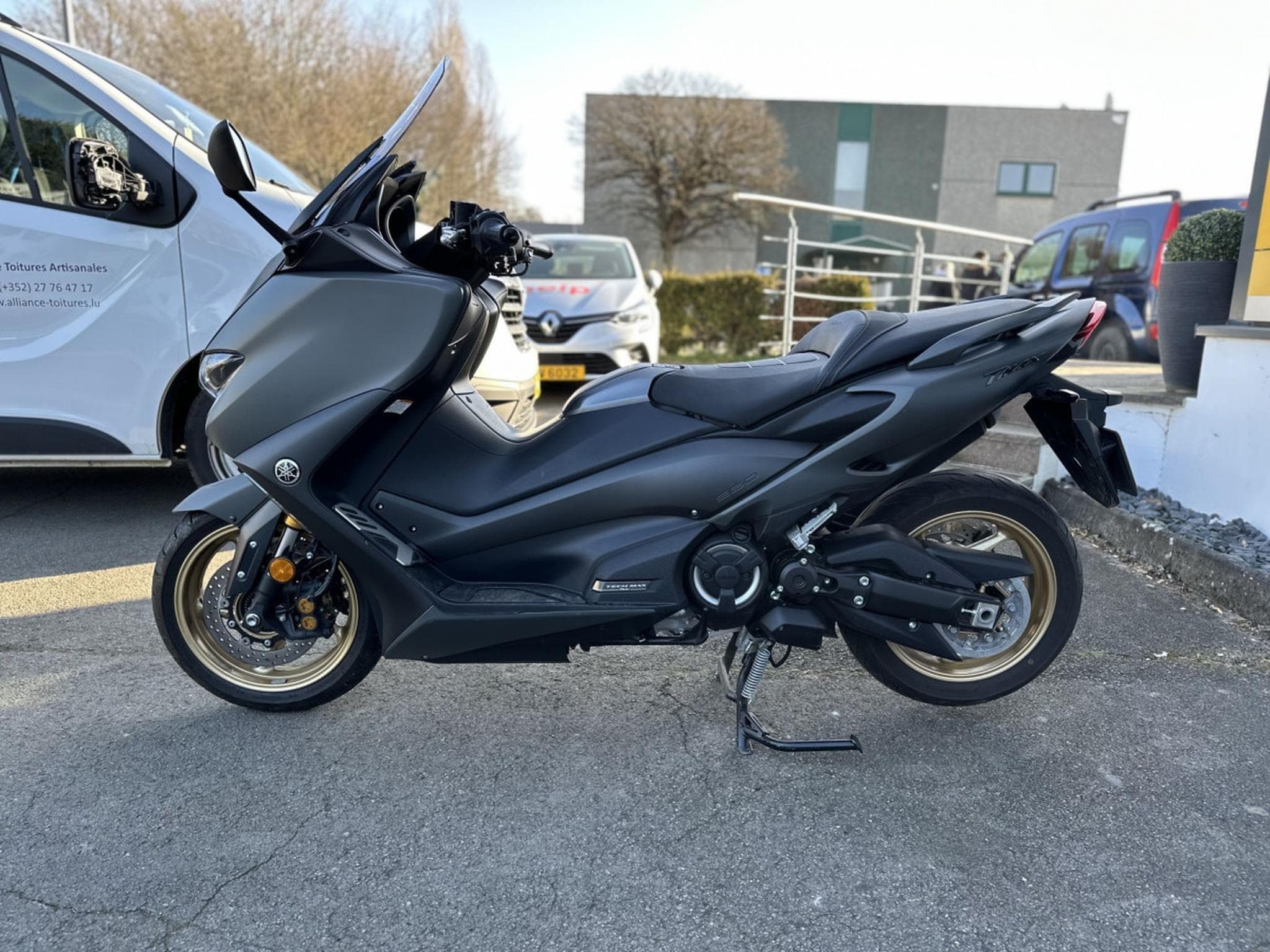 Yamaha T-Max TECH (2021) - Foto 4