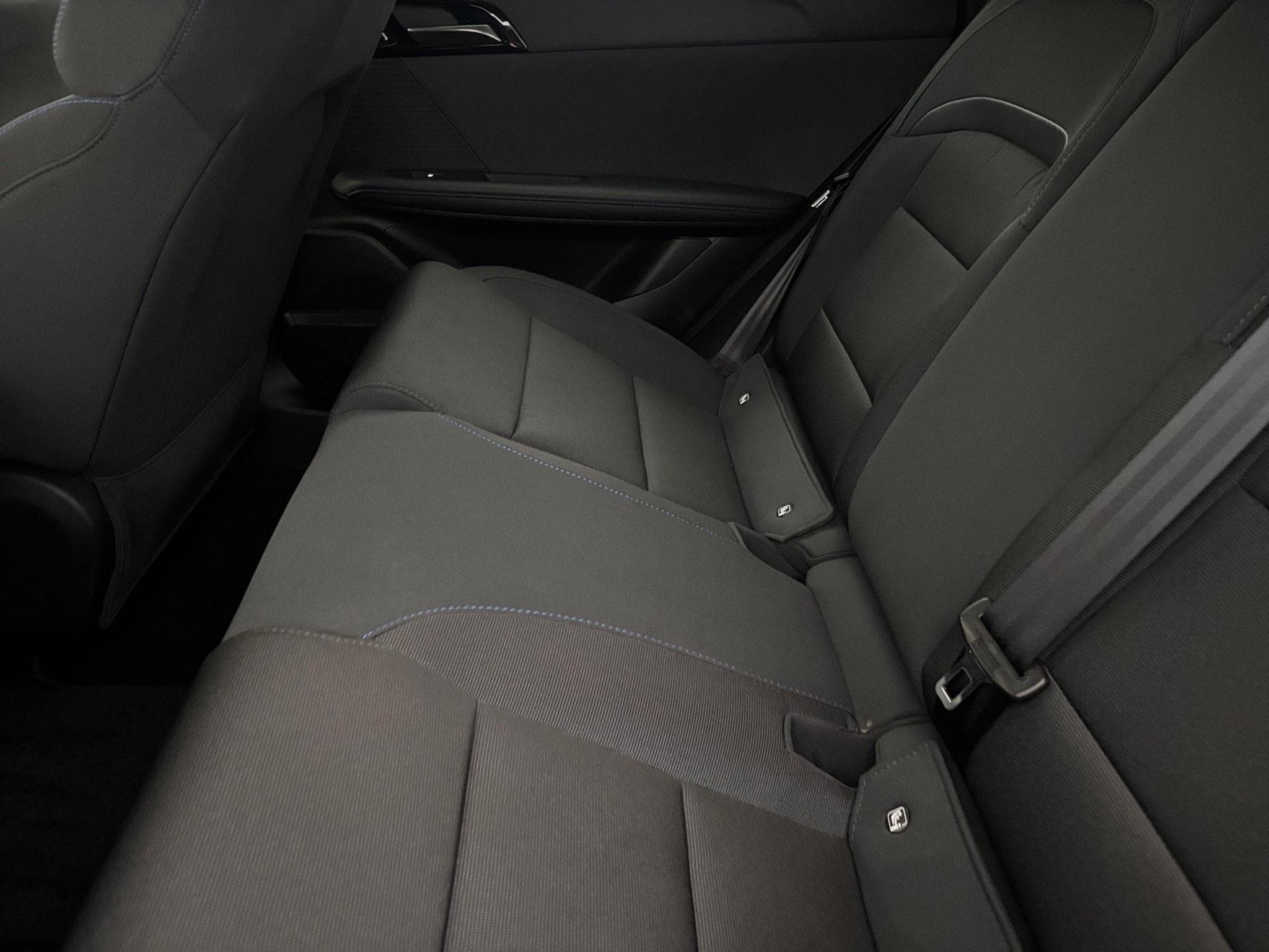 MG MG4 Standard (2023) - Foto 11