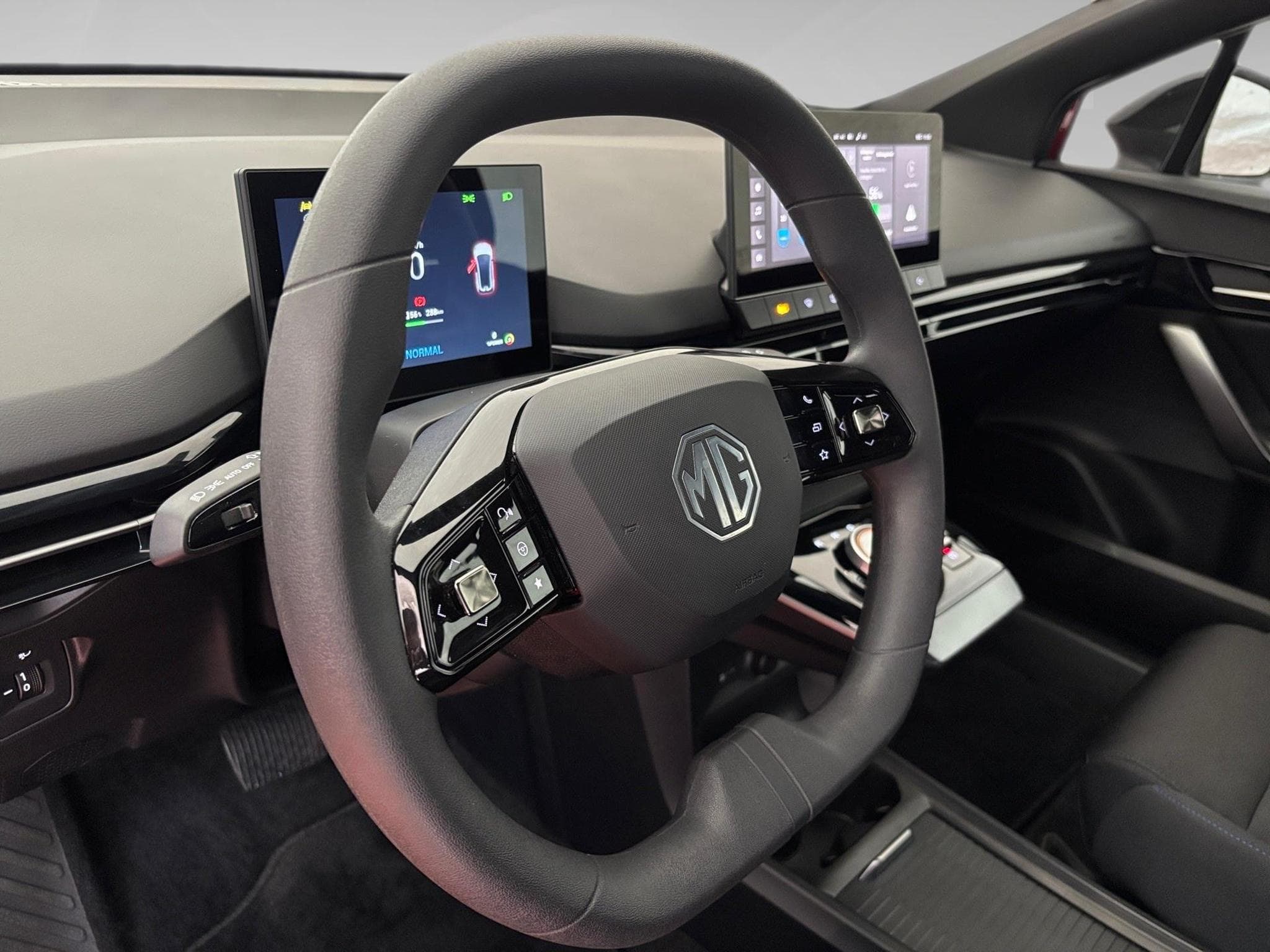 MG MG4 Standard (2023) - Foto 8