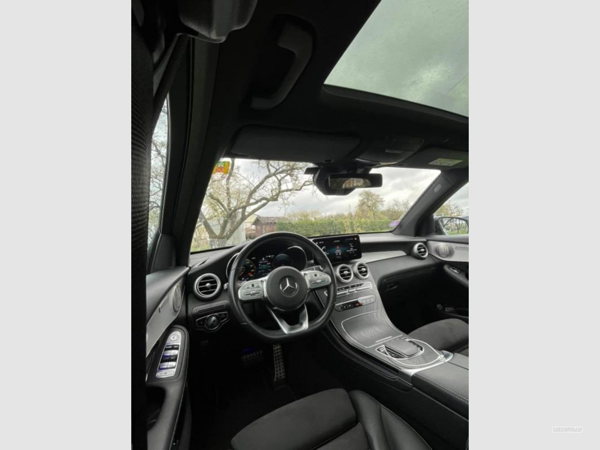 Mercedes GLC 300 AMG Line (2021) - Photo 7