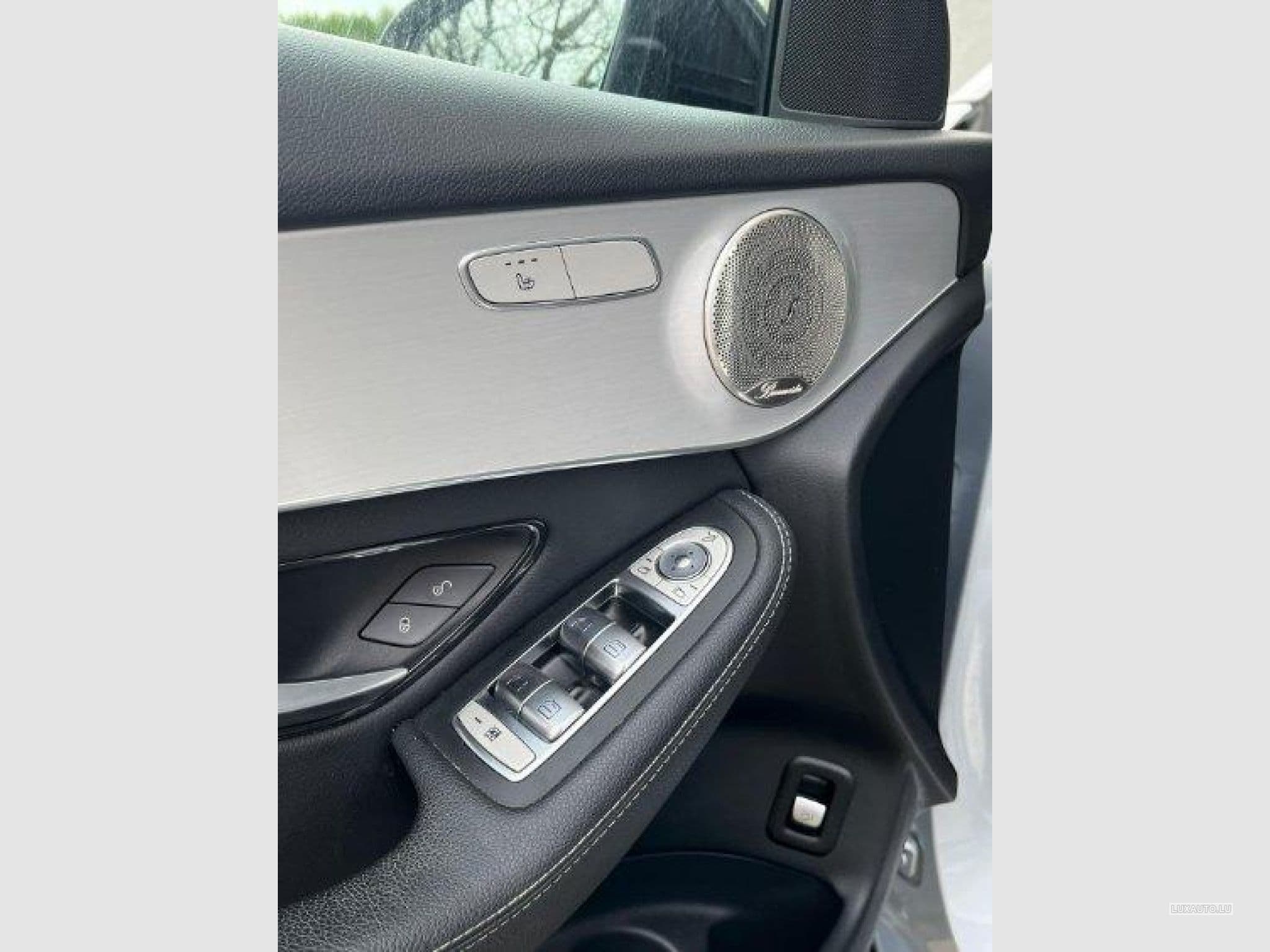 Mercedes GLC 300 AMG Line (2021) - Photo 8