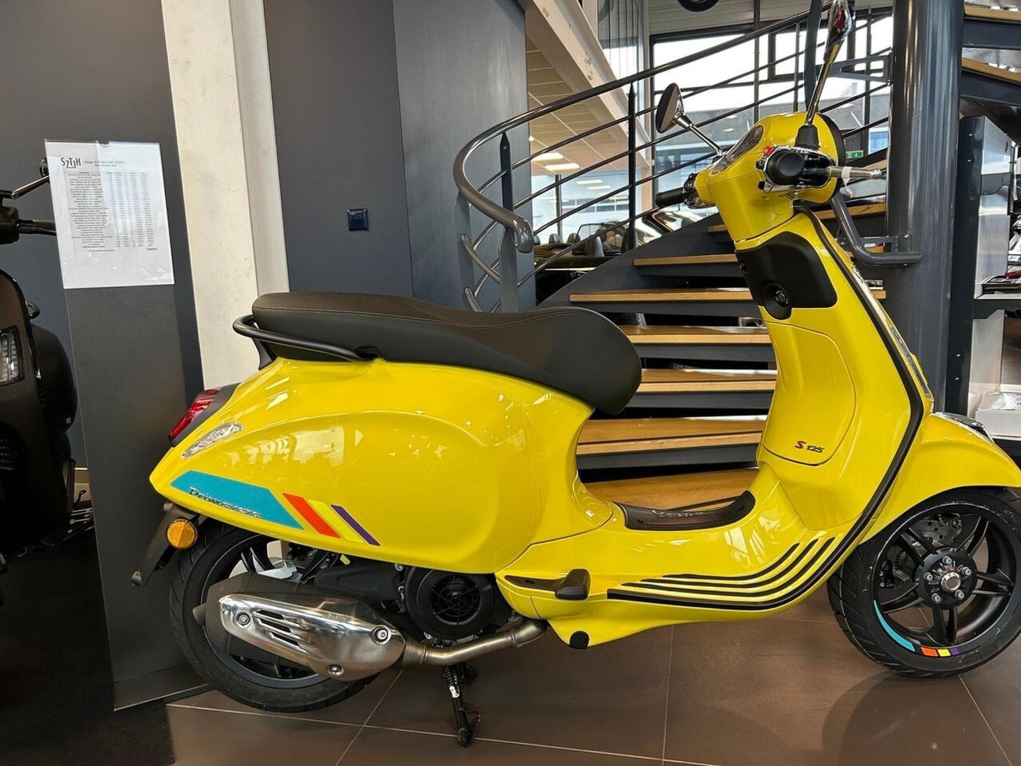 Vespa Primavera S (2026) - Photo 1