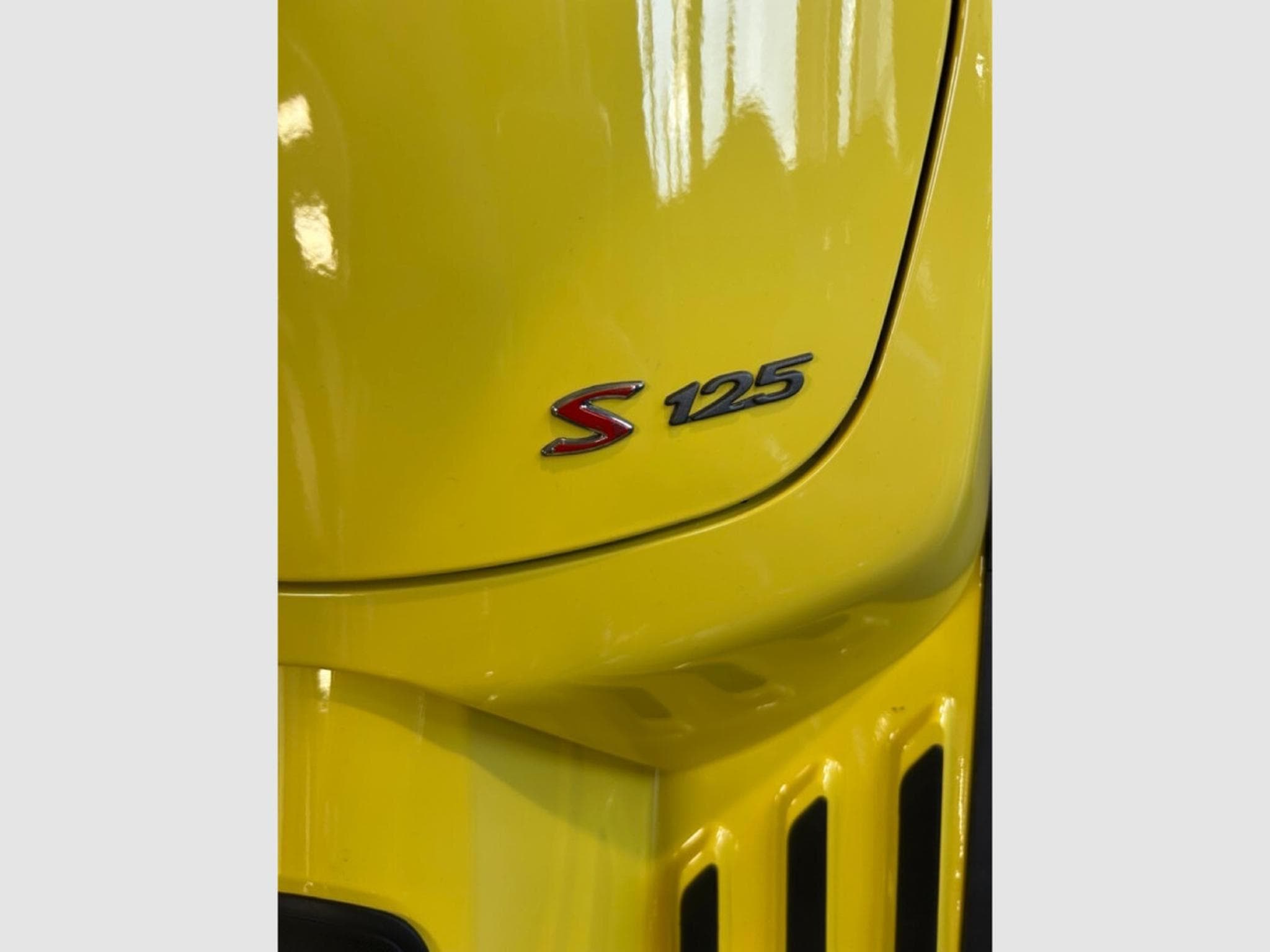 Vespa Primavera S (2026) - Photo 10