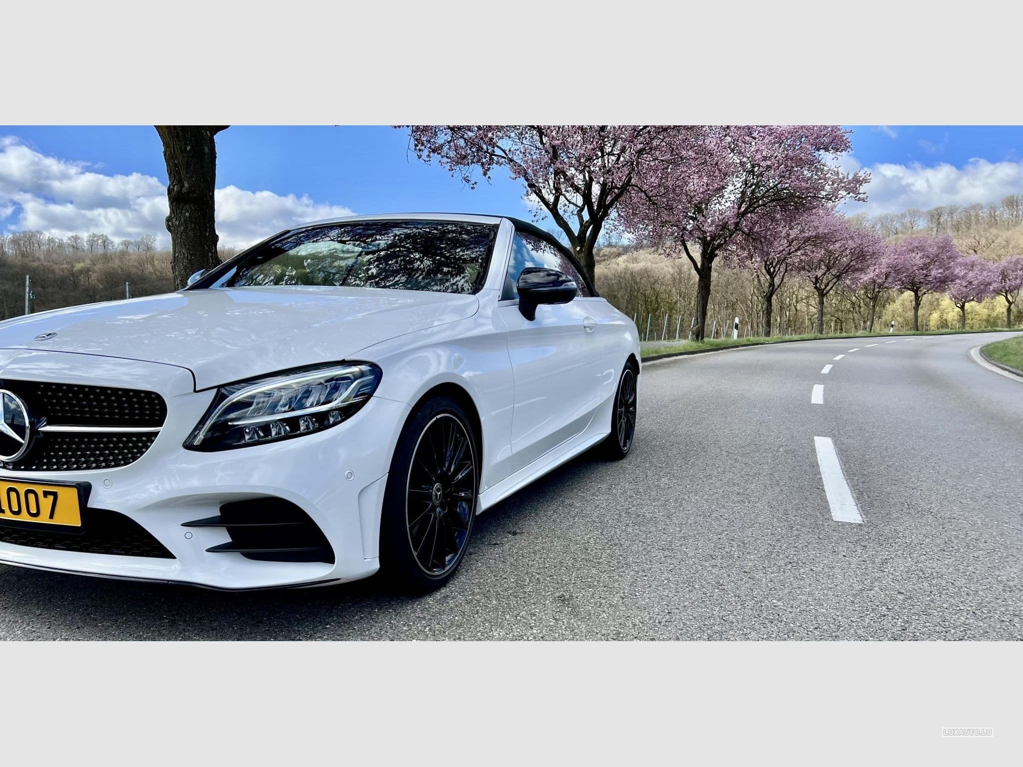 Mercedes C 200 AMG Cabriolet (2024) - Foto 1