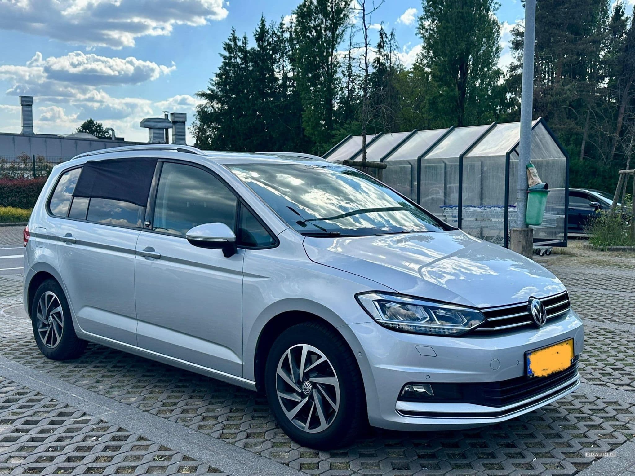 VW Touran 2.0 TDI 150 PS Sound (2017) - Foto 2