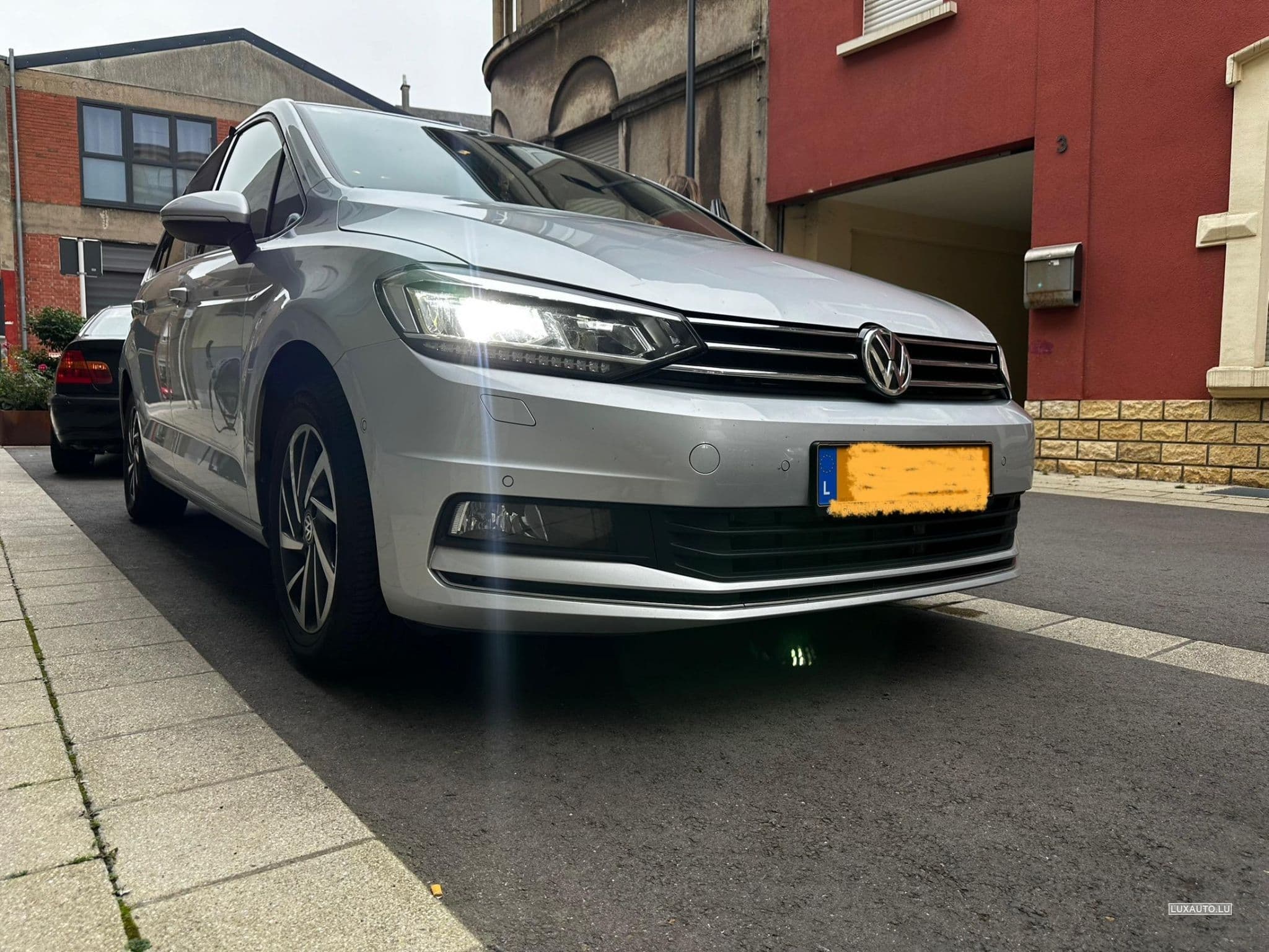 VW Touran 2.0 TDI 150 PS Sound (2017) - Foto 4