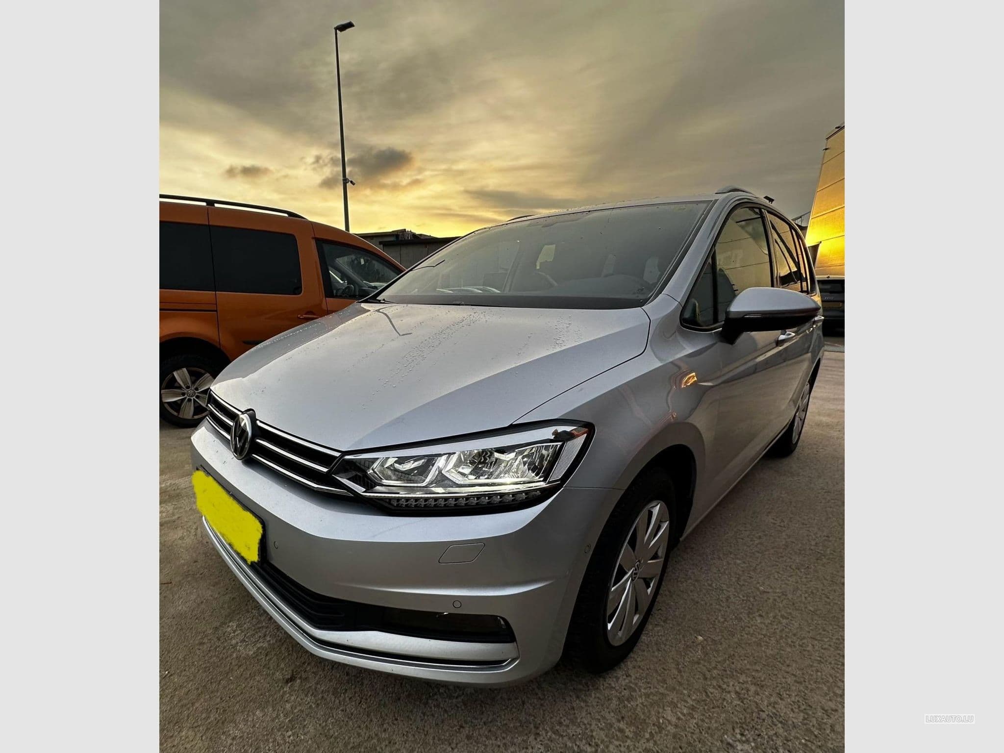 VW Touran 2.0 TDI 150 PS Sound (2017) - Foto 9