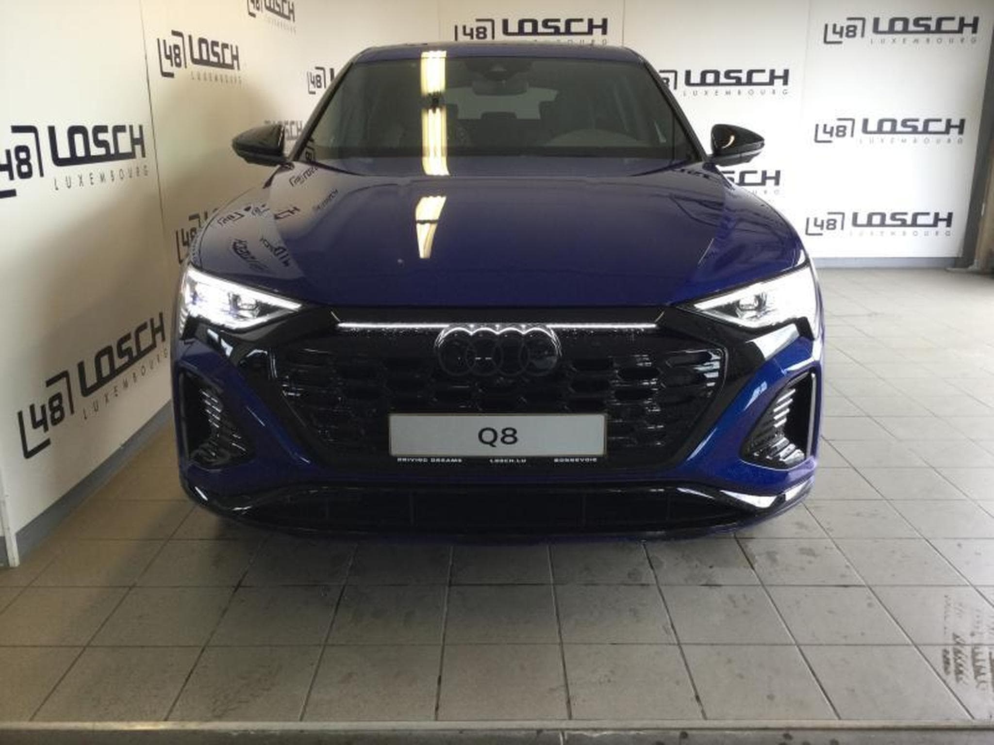 Audi Q8 Sportback e-tron s-line (2025) - Foto 2