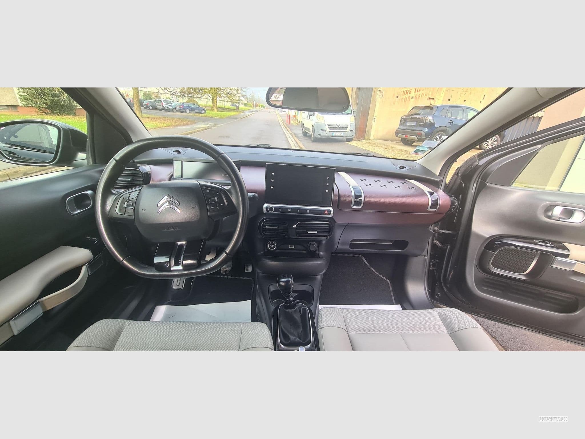 Citroën C4 Cactus PURETECH (2019) - Foto 9