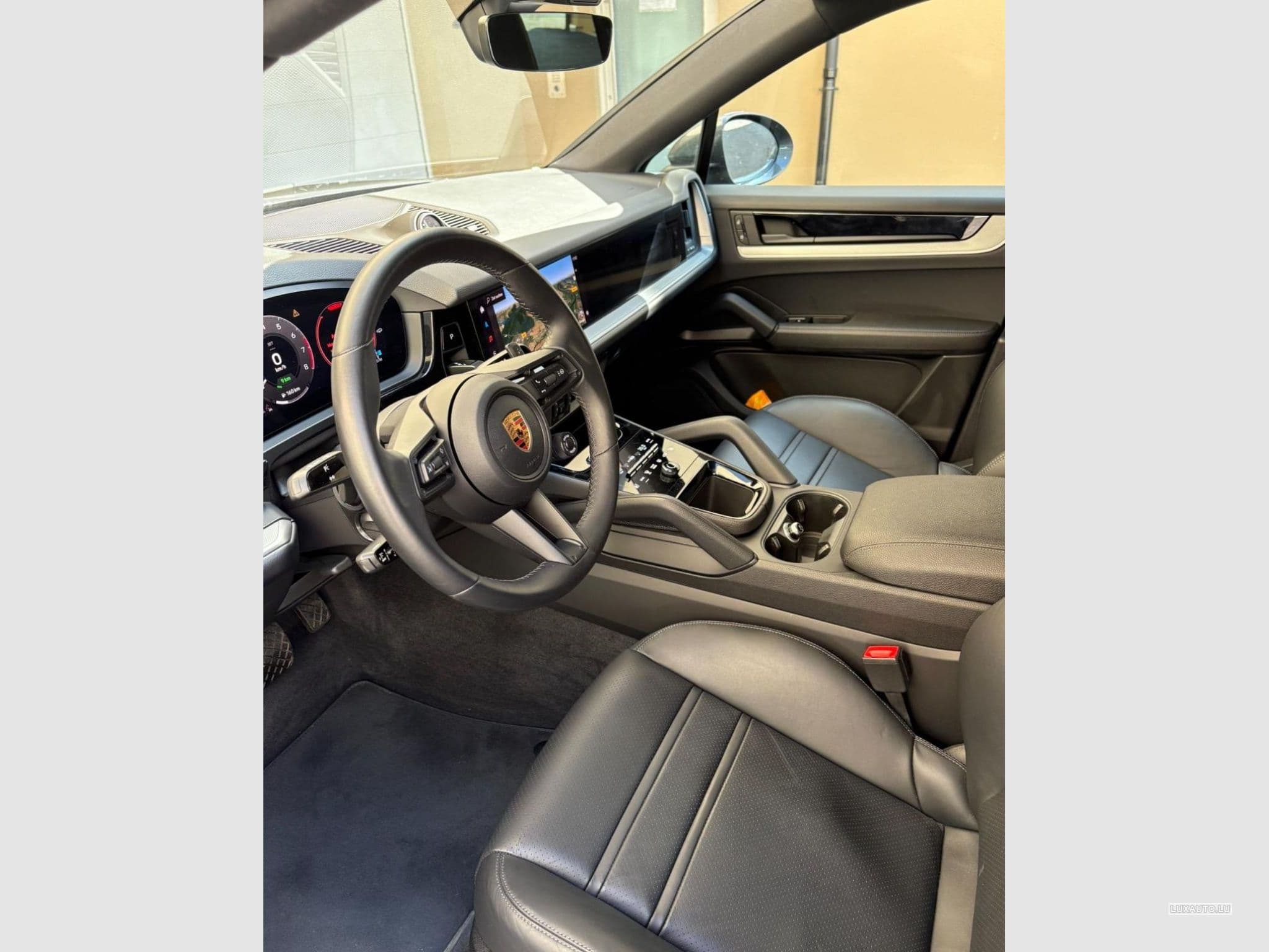 Porsche Cayenne Coupe FACELIFT E-Hybrid / PANO / Bose / Écran Passager (2024) - Foto 3