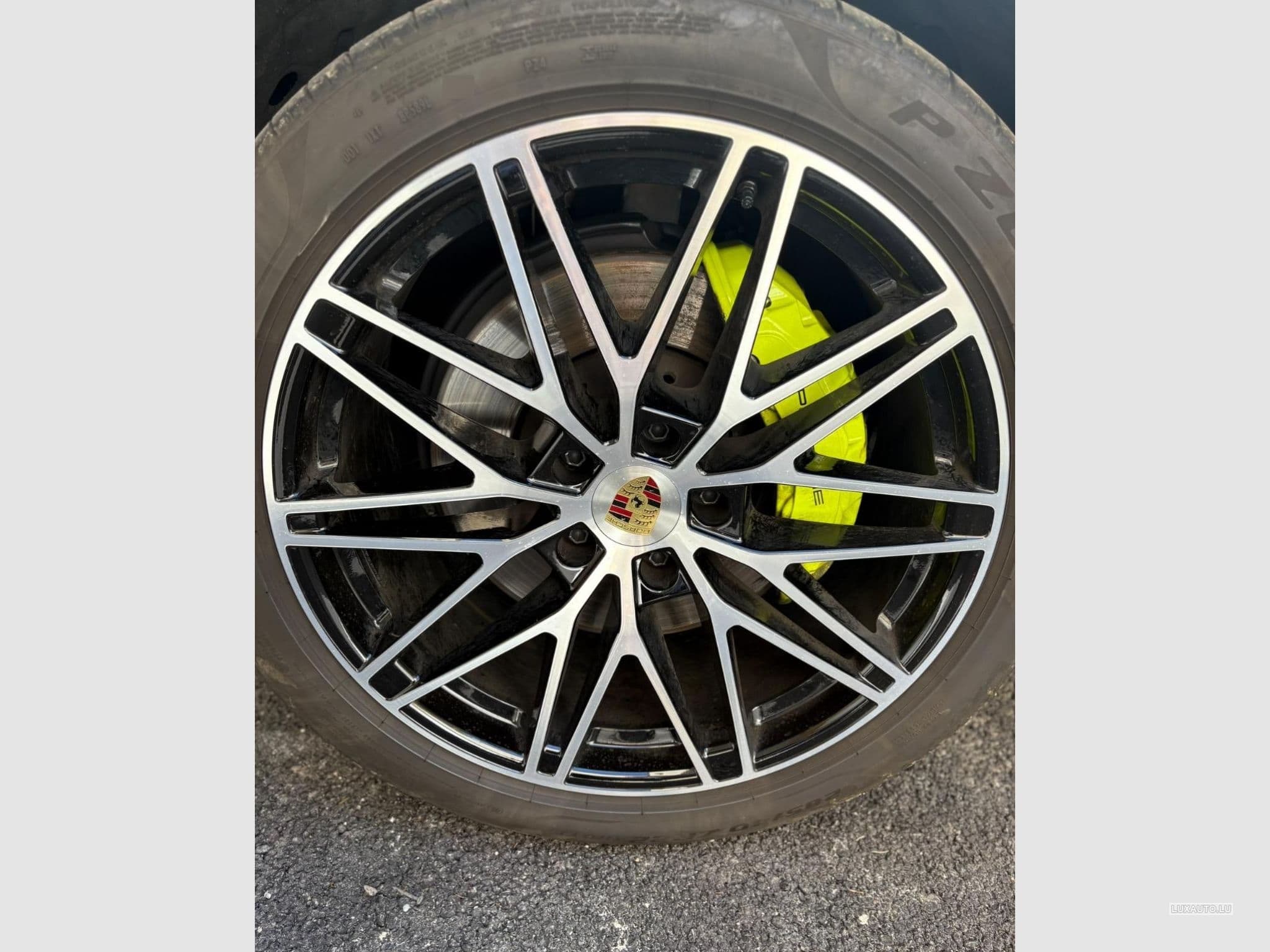 Porsche Cayenne Coupe FACELIFT E-Hybrid / PANO / Bose / Écran Passager (2024) - Foto 5