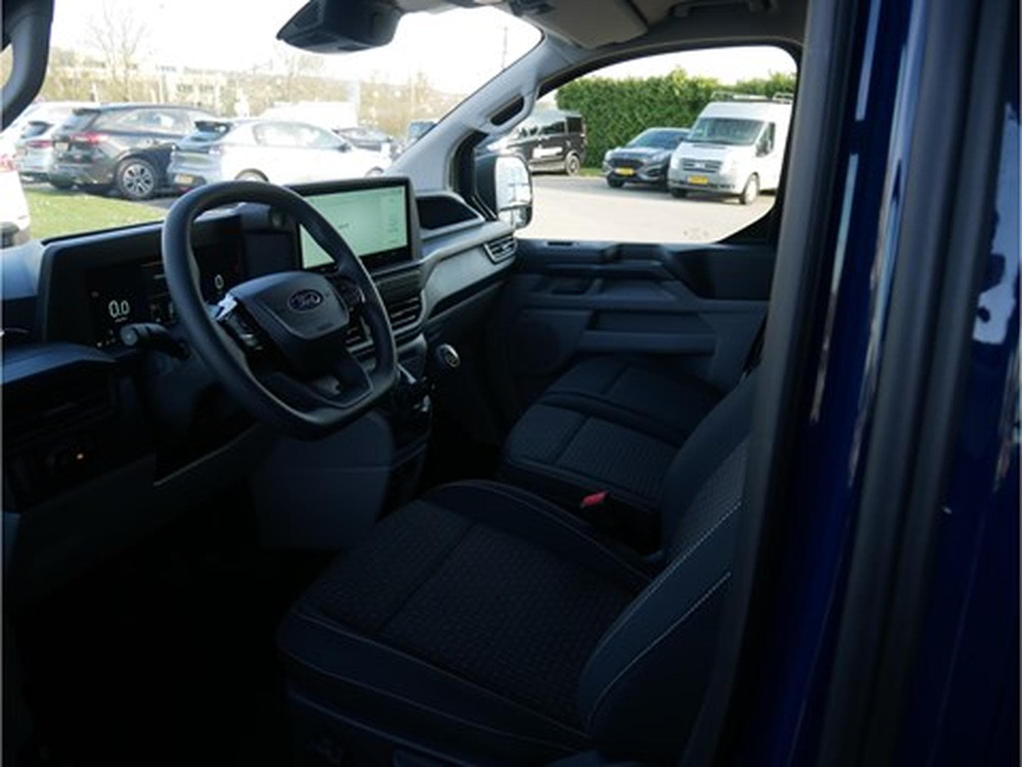 Ford Transit FOURGON 320L TREND 2.0TD136cv M6 FWD LWB  L2/H1 (2025) - Foto 5