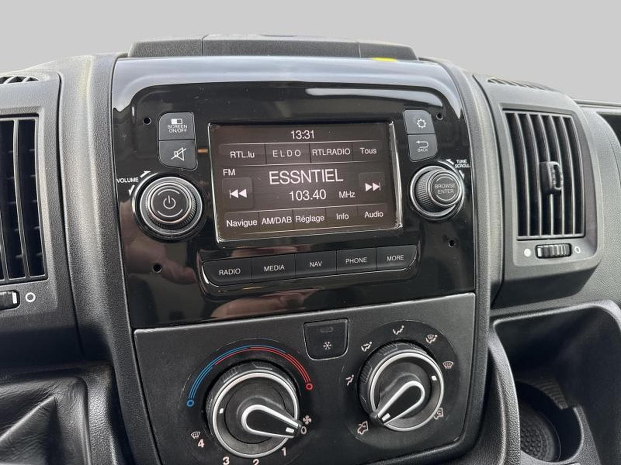 Peugeot Boxer III Asphalt (2021) - Photo 16