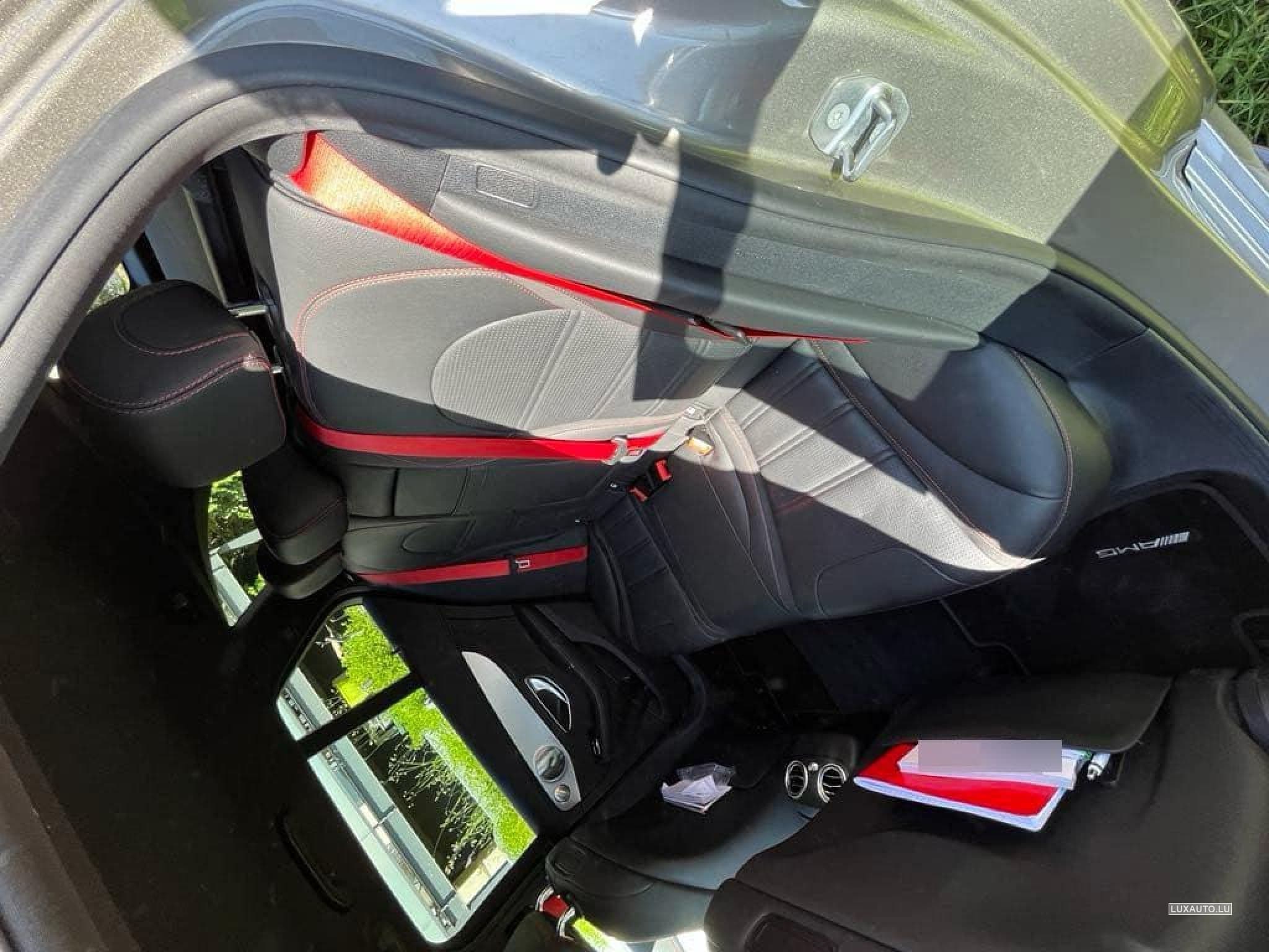 Mercedes C 43 AMG (2020) - Photo 1