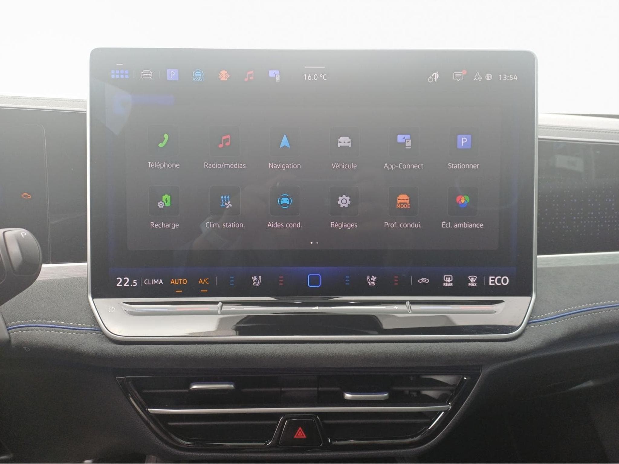 VW Passat R-Line (2025) - Foto 14