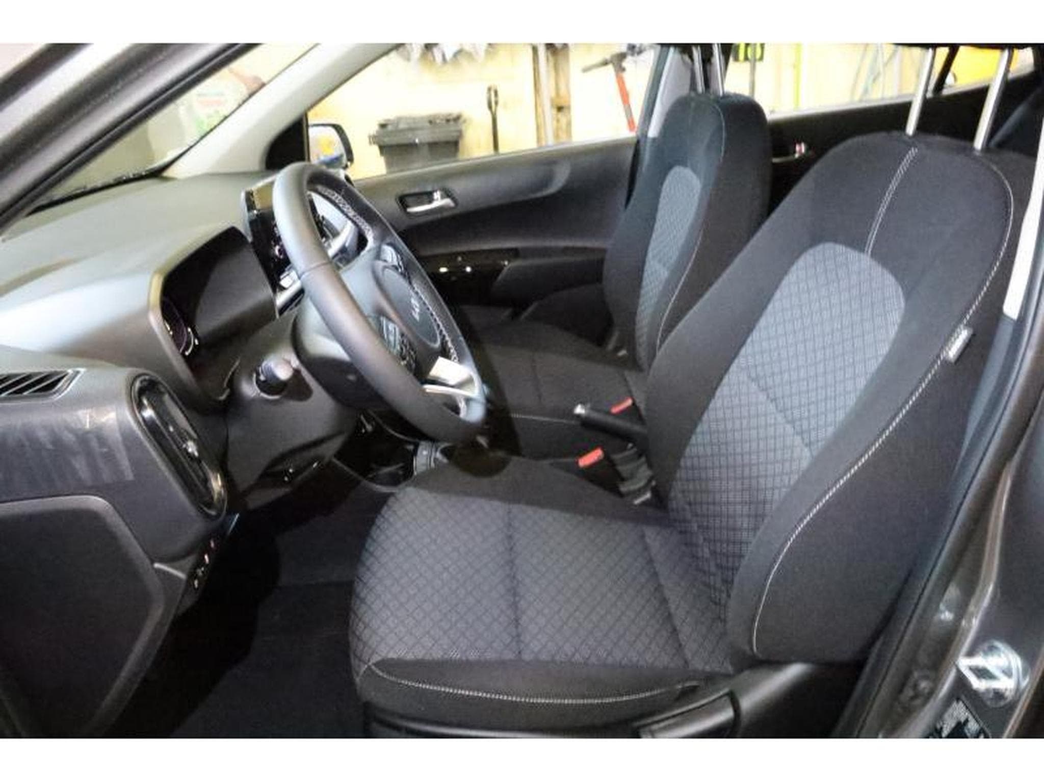 Kia Picanto Pulse (2025) - Photo 10