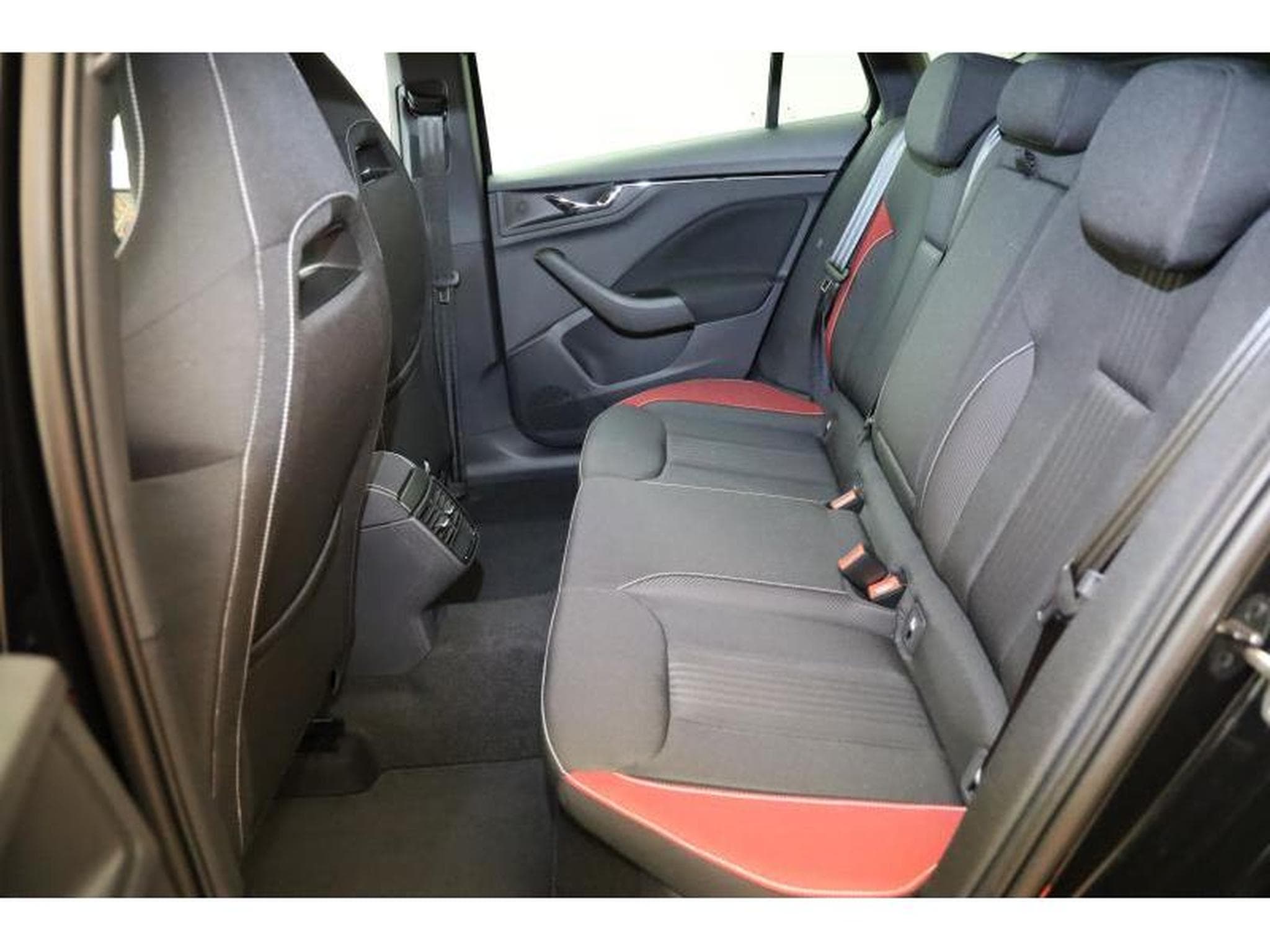 Skoda Kamiq Monte Carlo (2023) - Foto 11