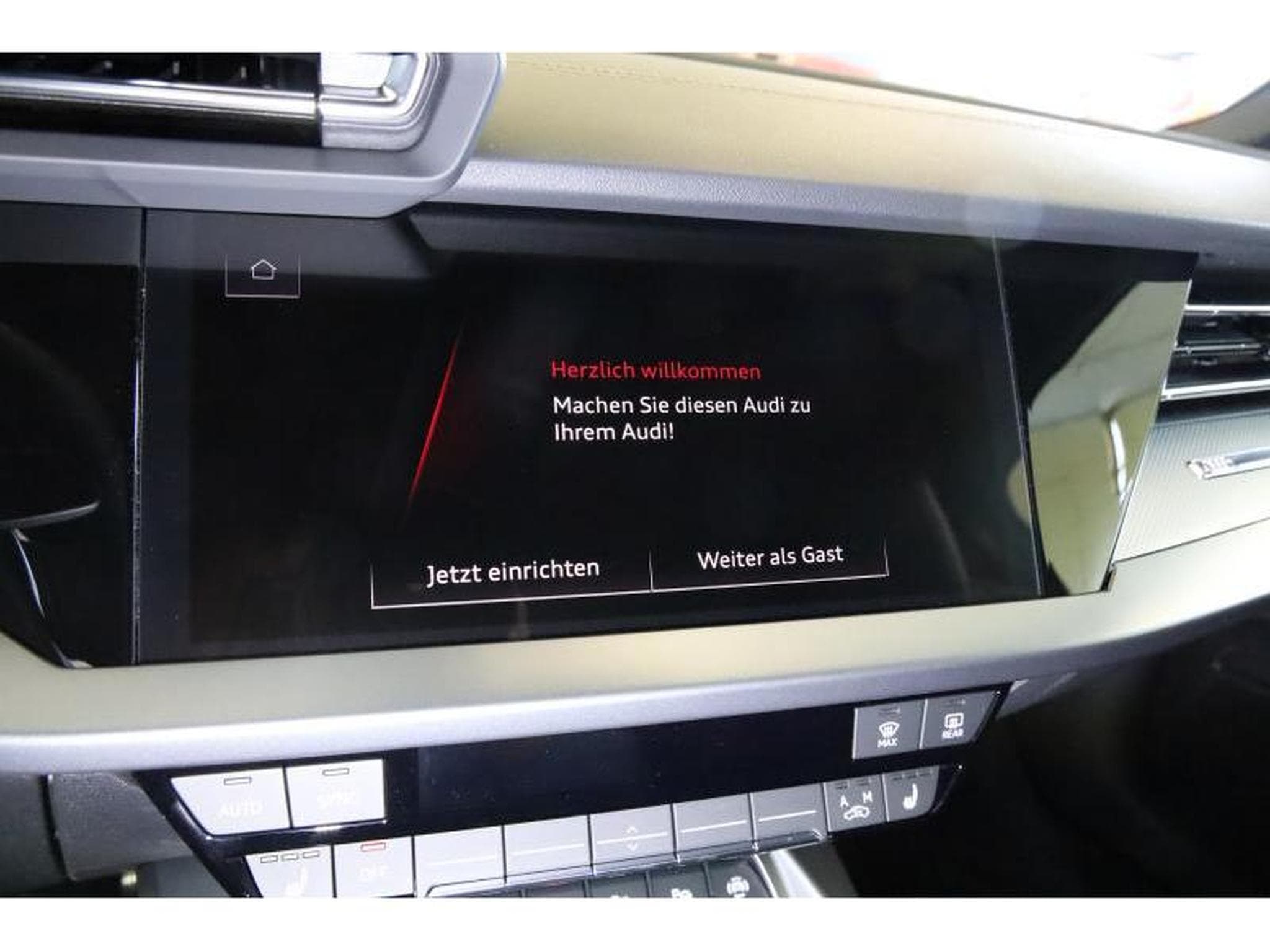 Audi A3 Sportback S Line (2024) - Photo 5