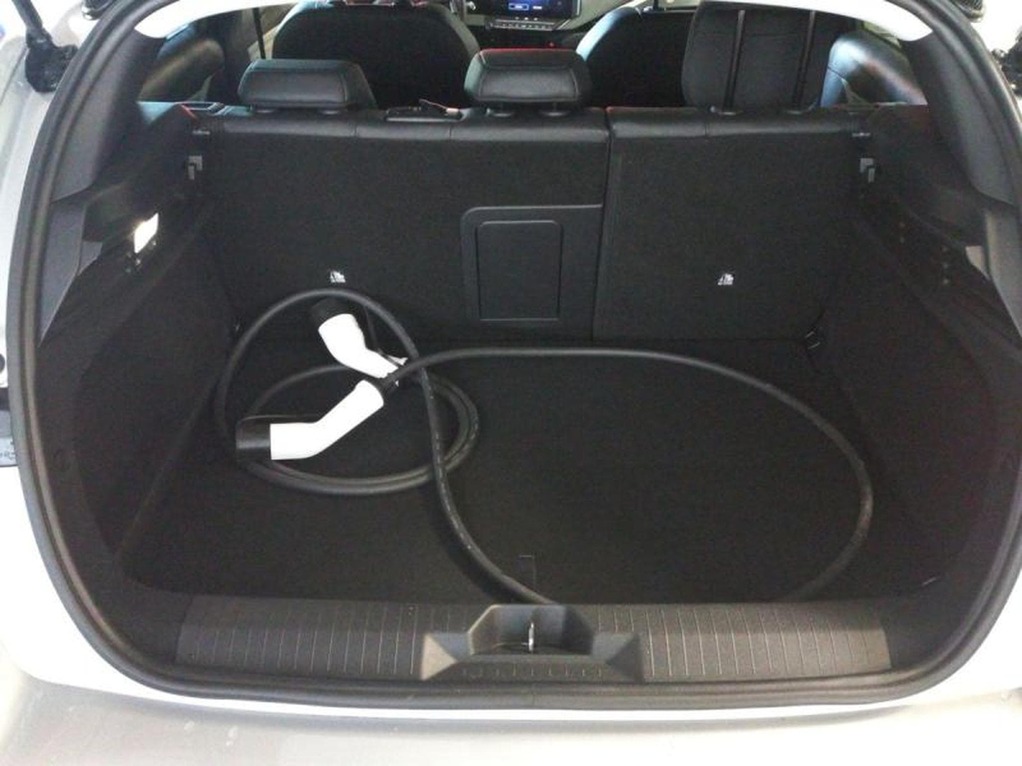 Opel Astra 1.6 Turbo 180ch Hybrid GS BVA8 (2023) - Photo 4