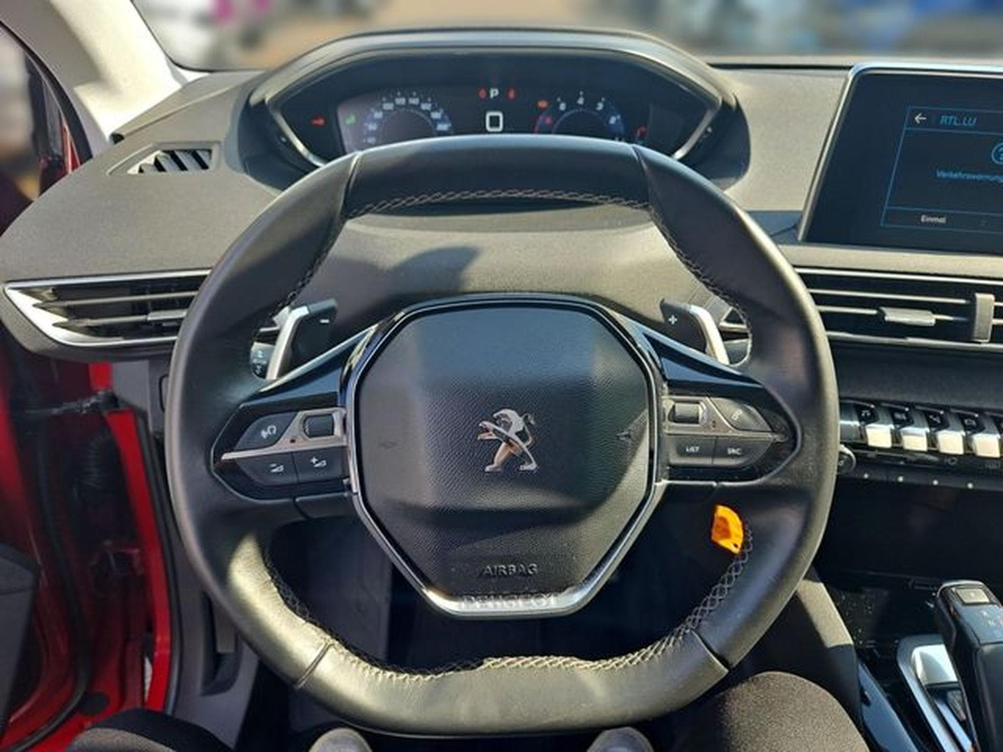 Peugeot 3008 3008 Allure (2017) - Photo 7