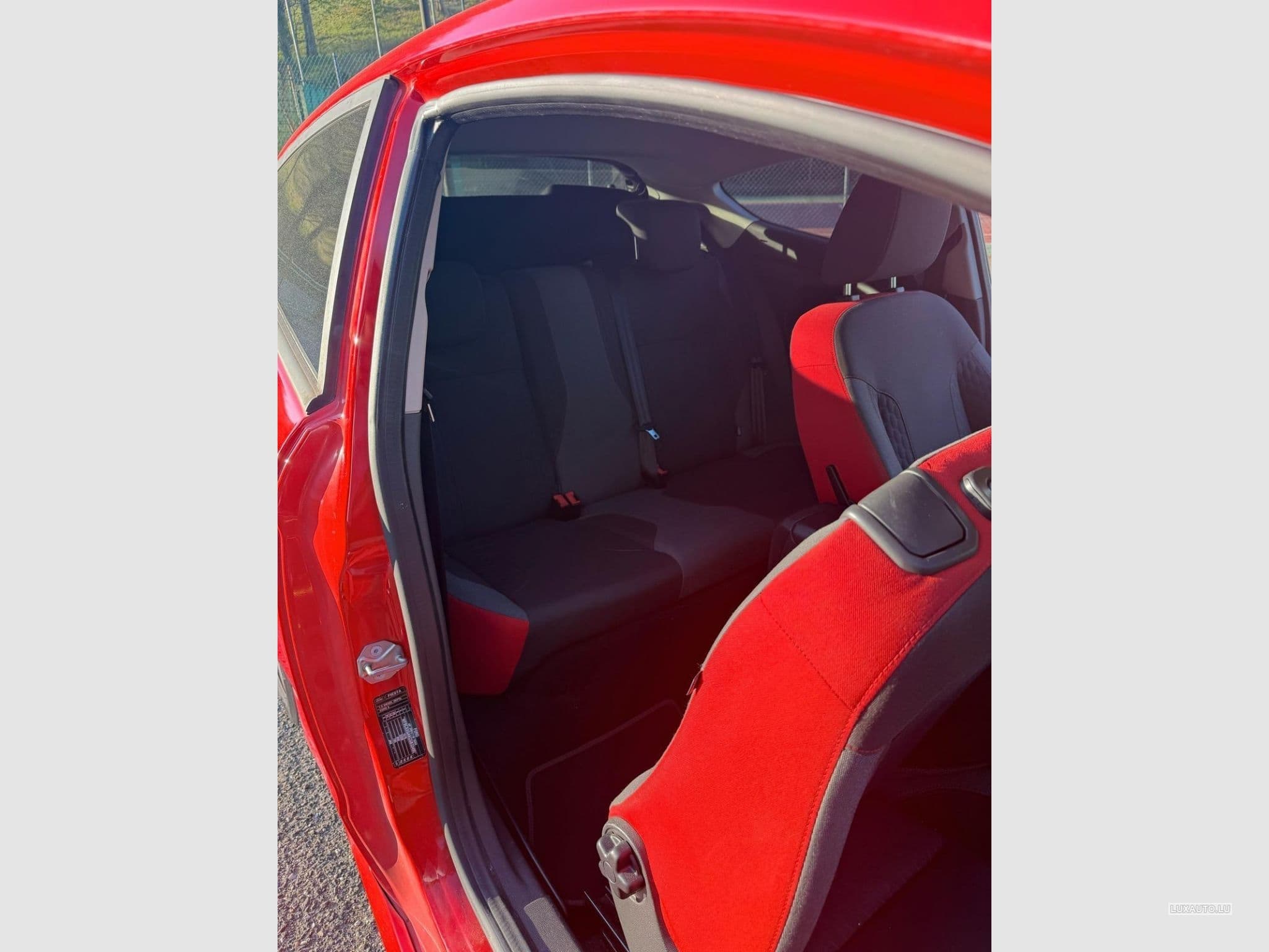 Ford Fiesta Sport redline (2016) - Foto 6