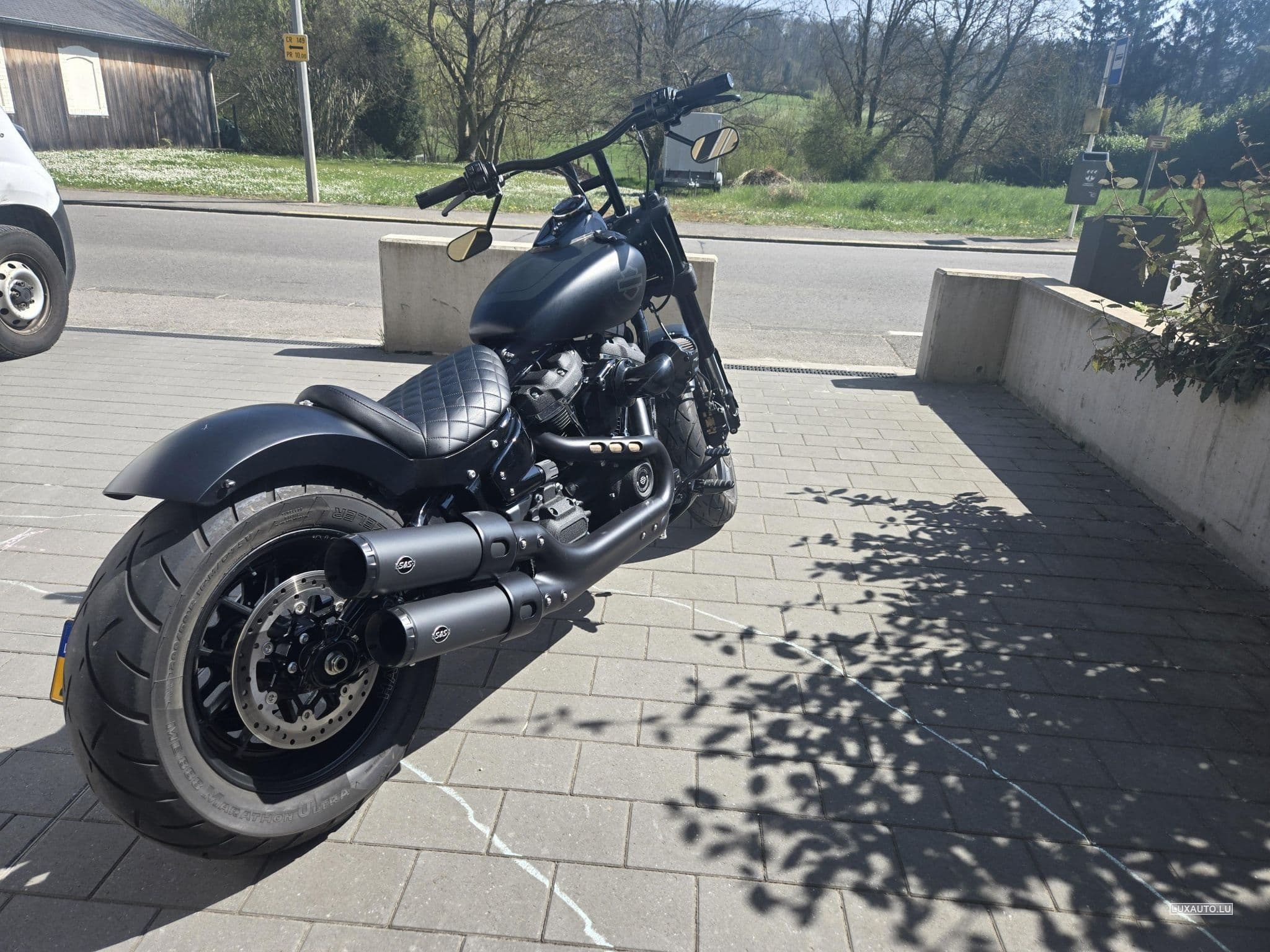 Harley-Davidson Fat Bob Stage 1 et customisé (2020) - Photo 2