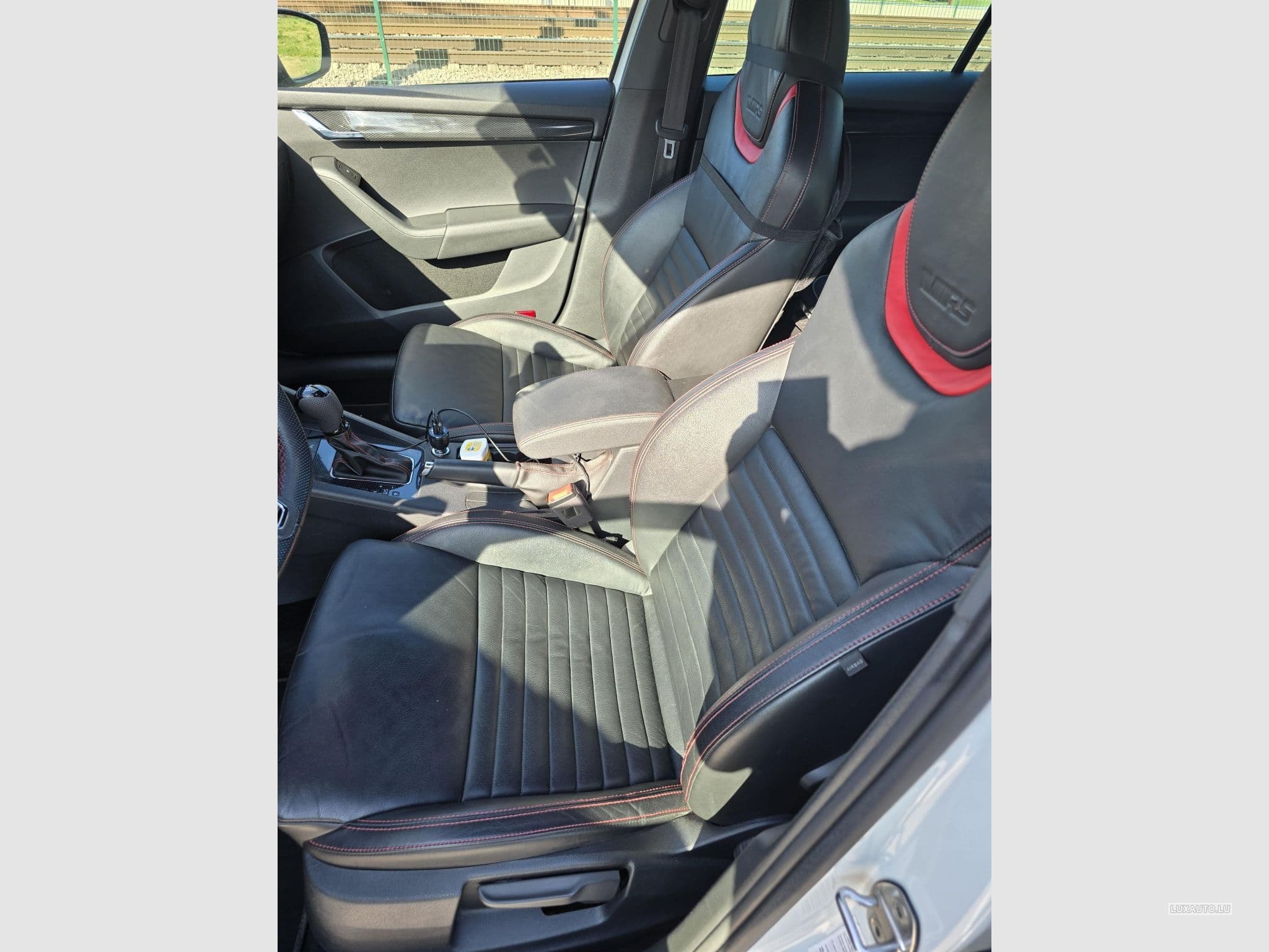 Skoda Octavia RS 184PS DSG (2016) - Photo 6