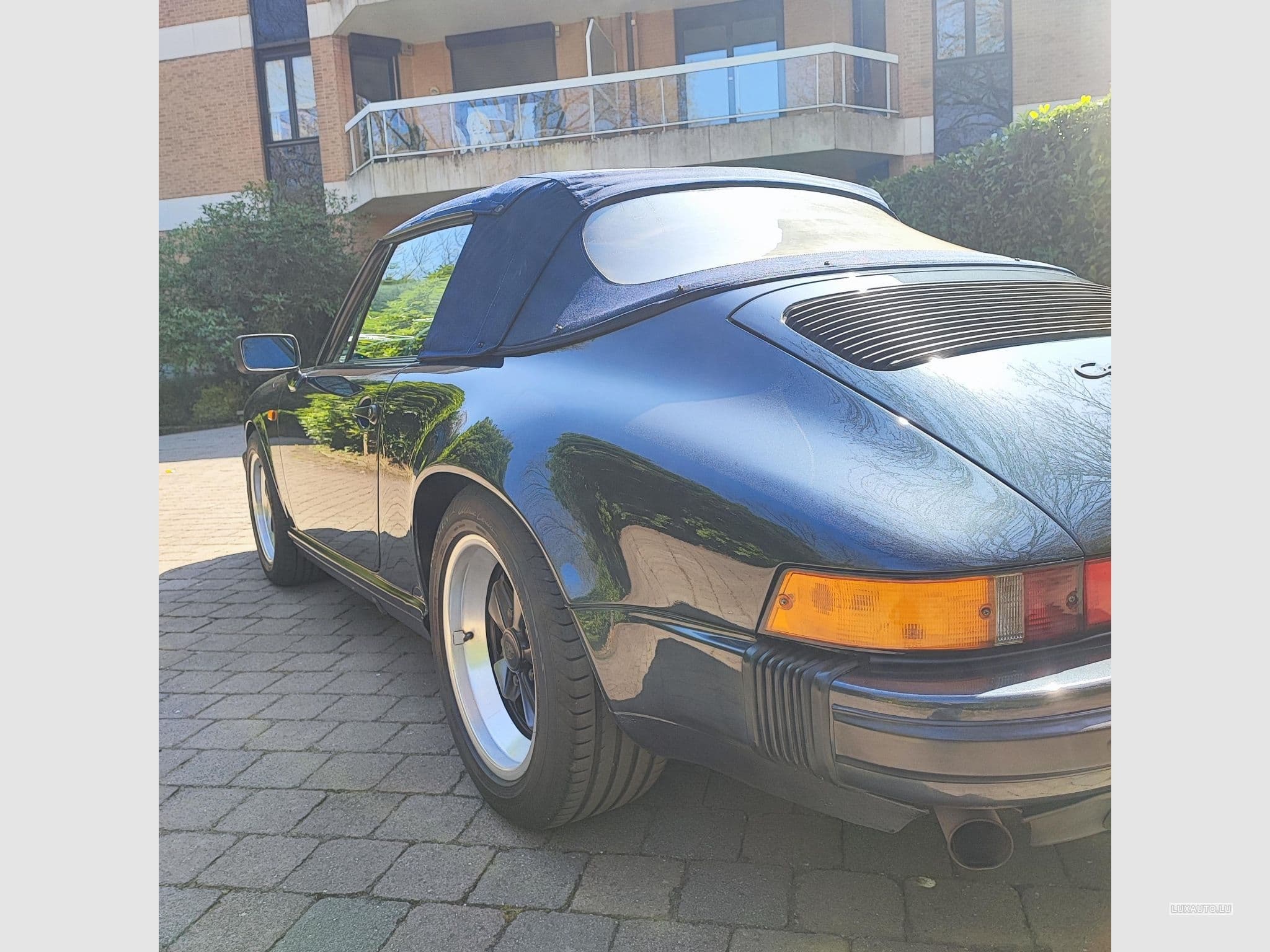 Porsche 911 Carrera 3,2L Cabrio (1987) - Photo 6