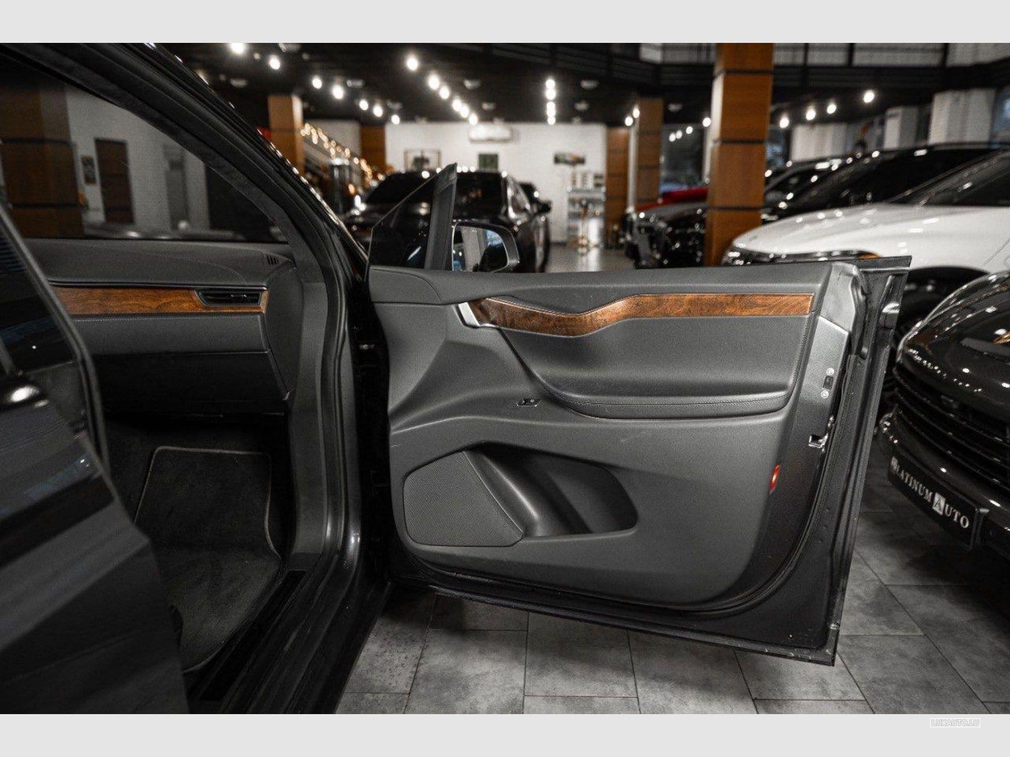 Tesla Model X Long Range 100 kWh Dual Motors (2019) - Foto 9