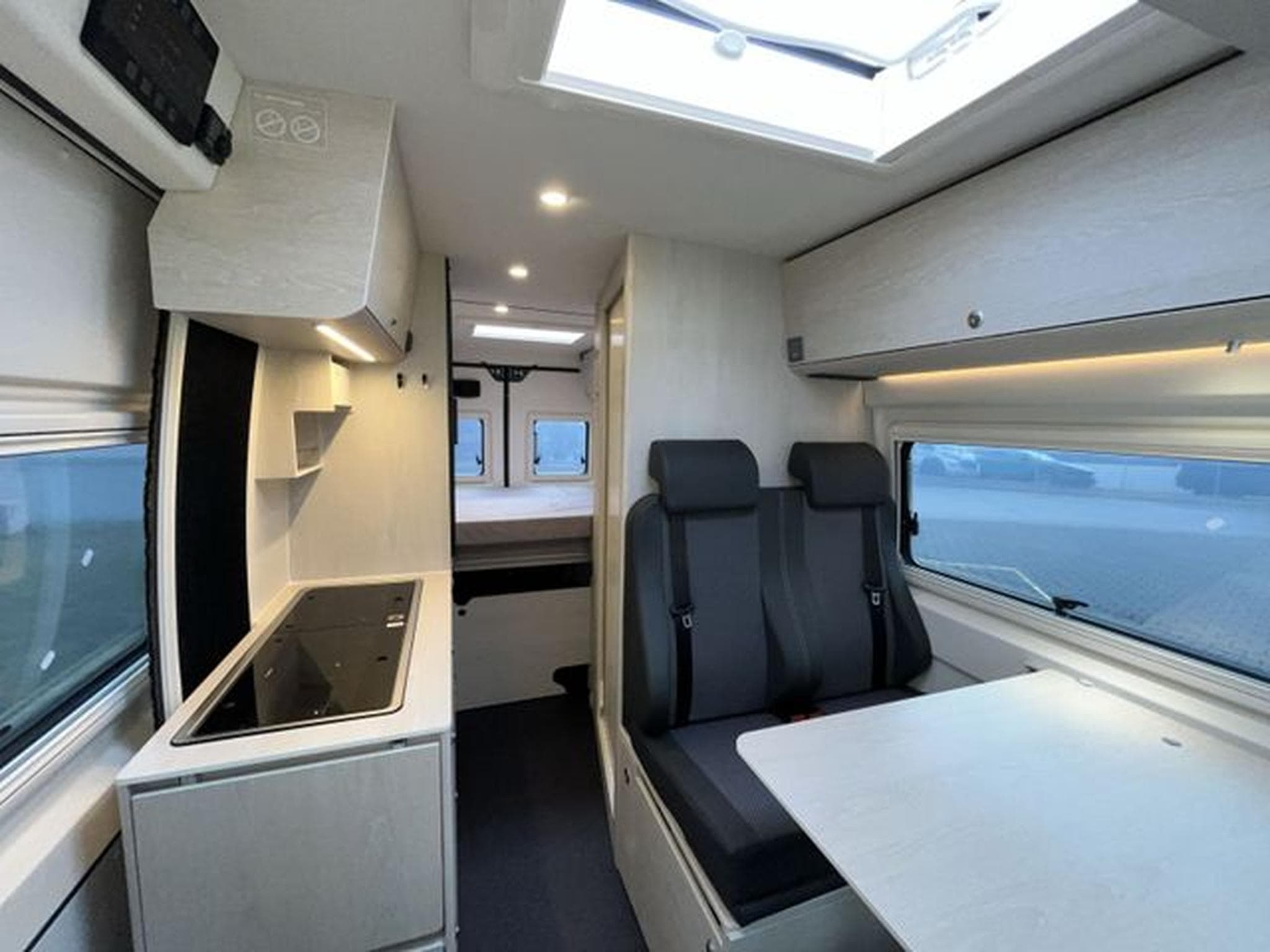 Tourne Mobile Cruise 6.4m, 2.2 BlueHDI 180, Automatik (2023) - Foto 15