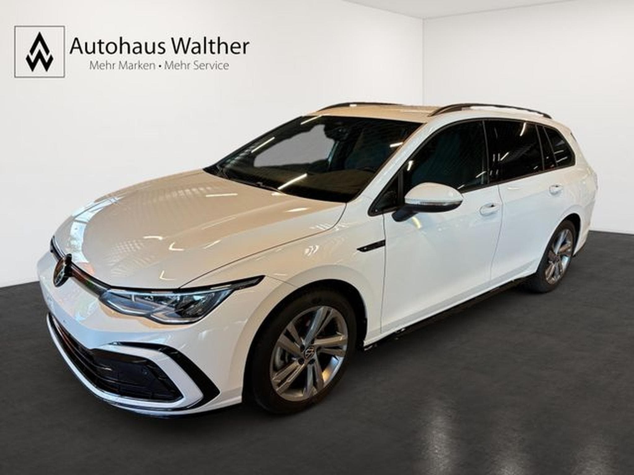 VW Golf Golf Variant VIII R-Line (2022) - Foto 1