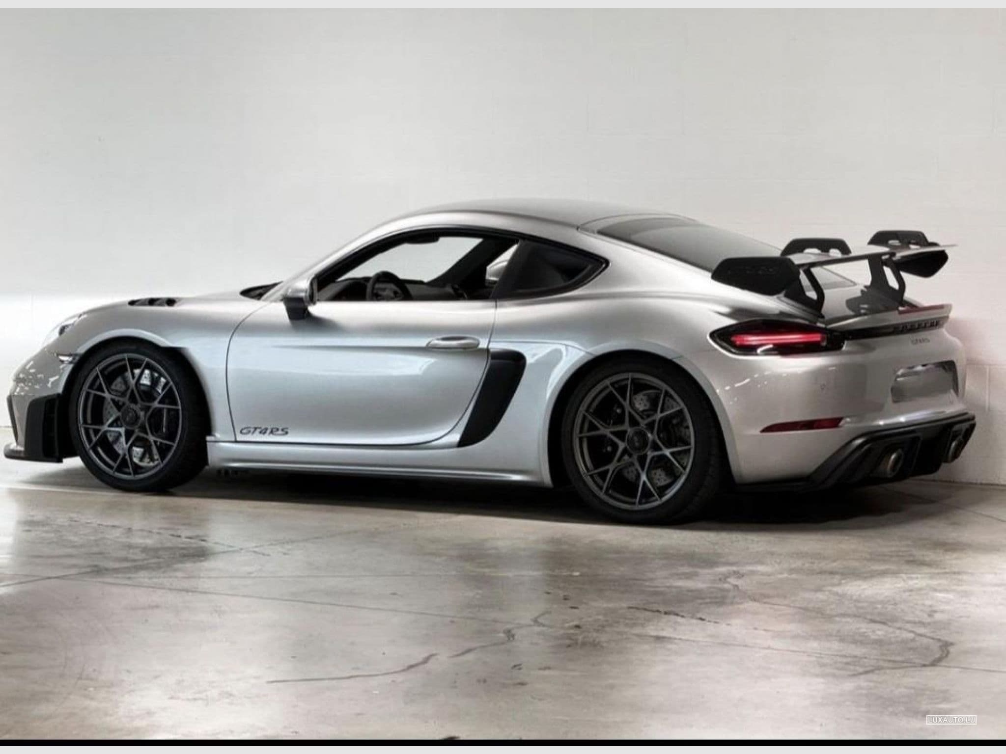 Porsche Cayman Gt4rs (2023) - Photo 2
