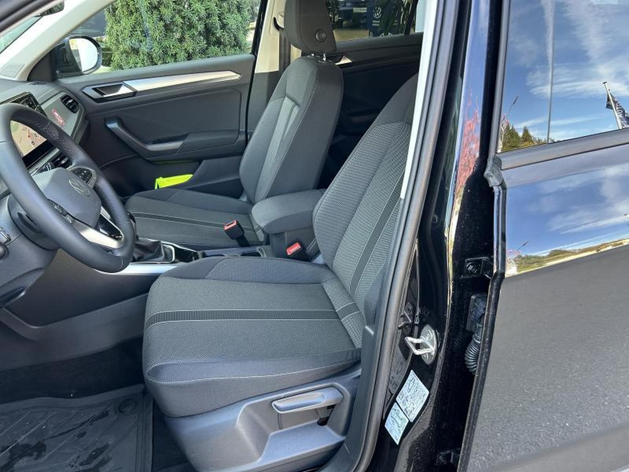 VW T-Roc Life (2025) - Photo 7