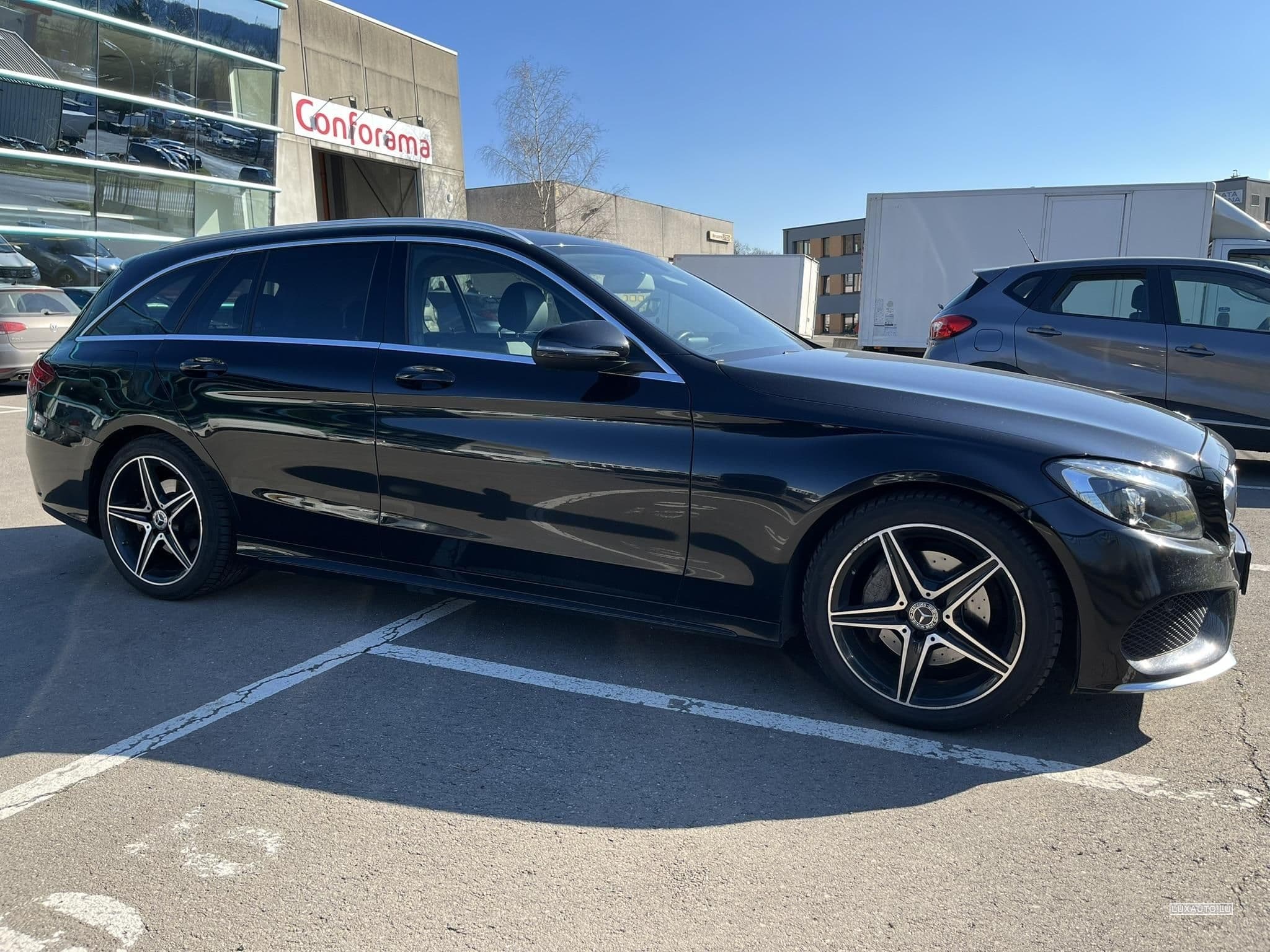 Mercedes C 220 AMG Line (2018) - Foto 2