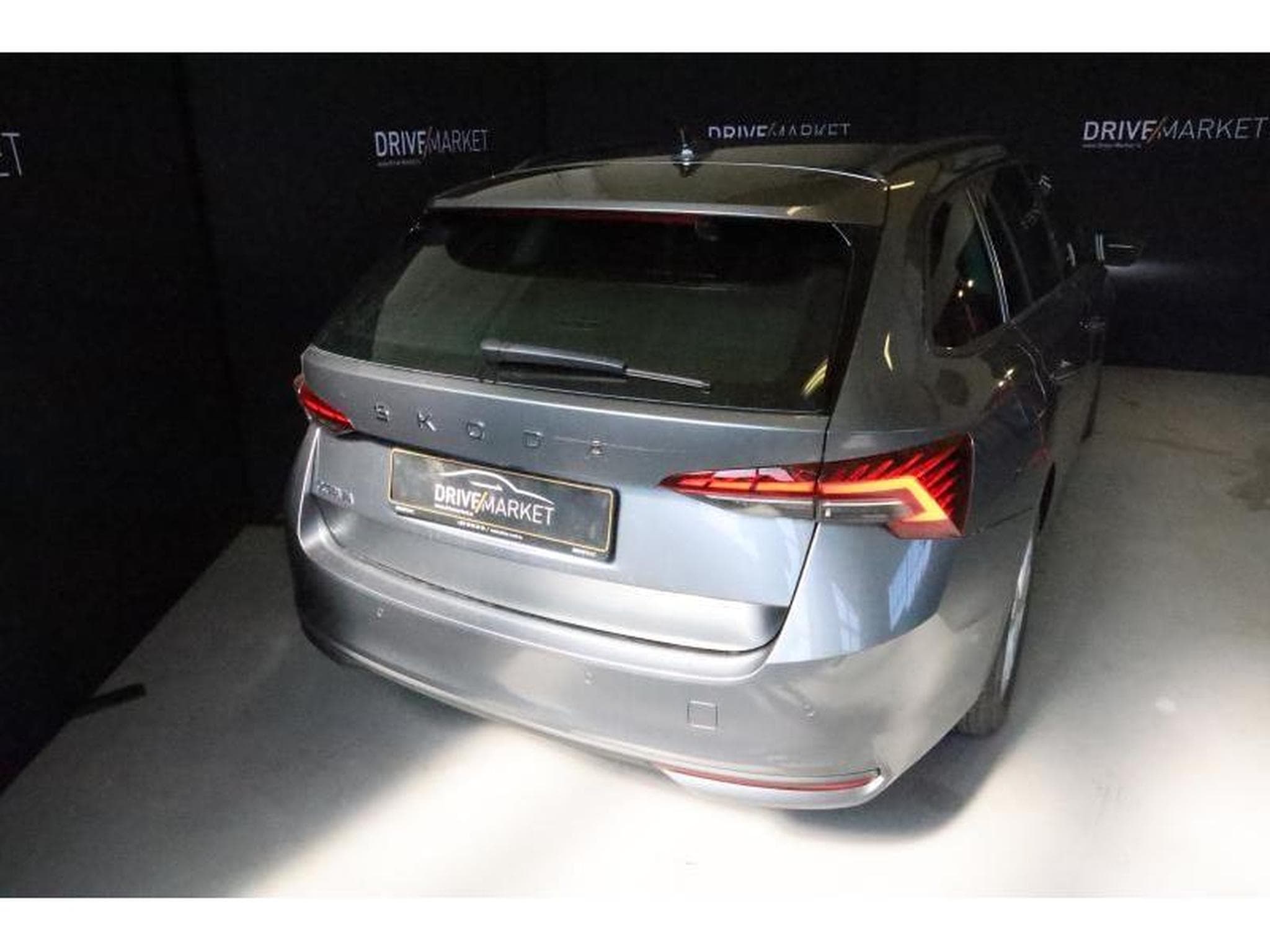 Skoda Octavia Selection (2025) - Foto 10