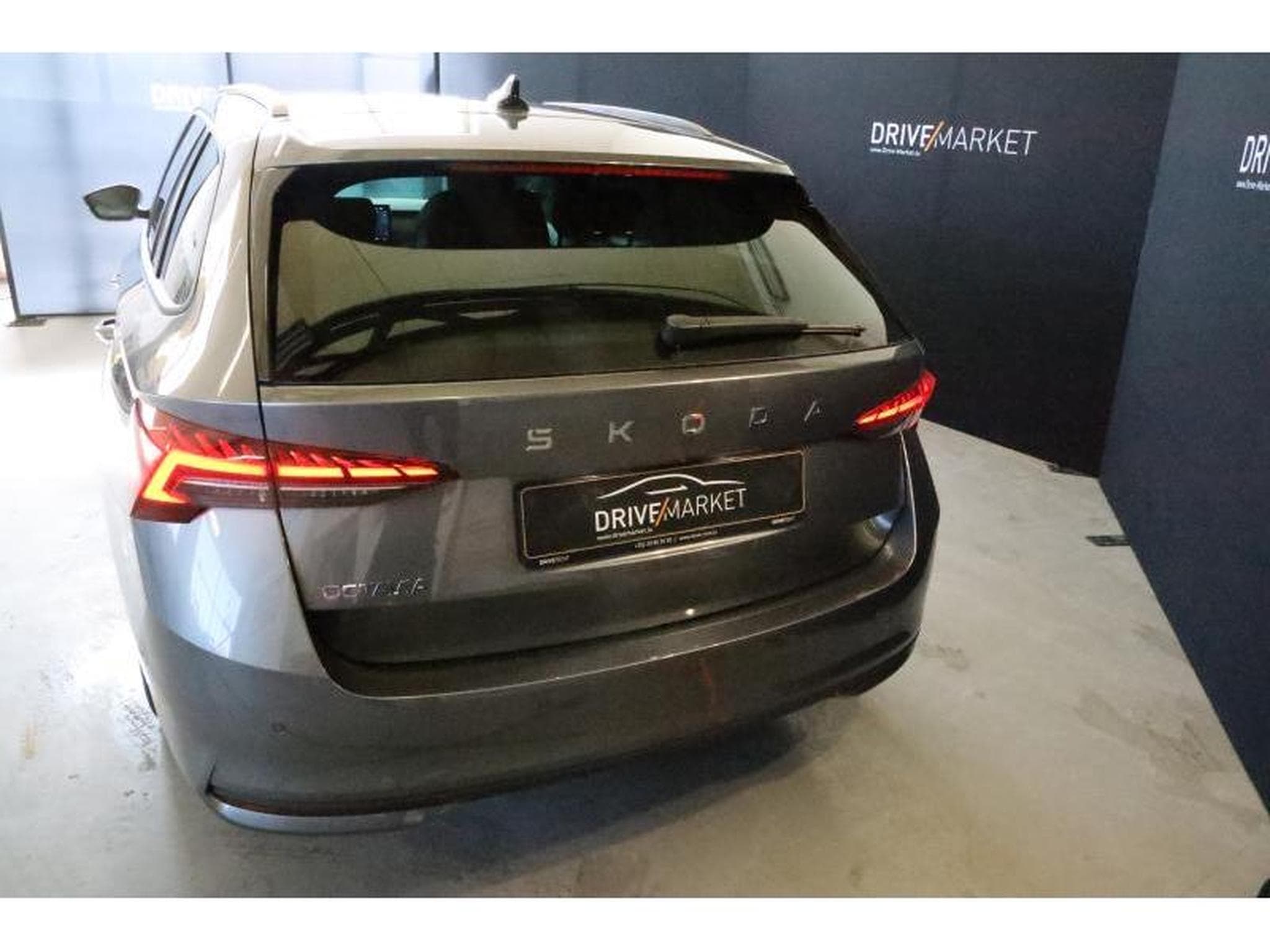 Skoda Octavia Selection (2025) - Foto 3