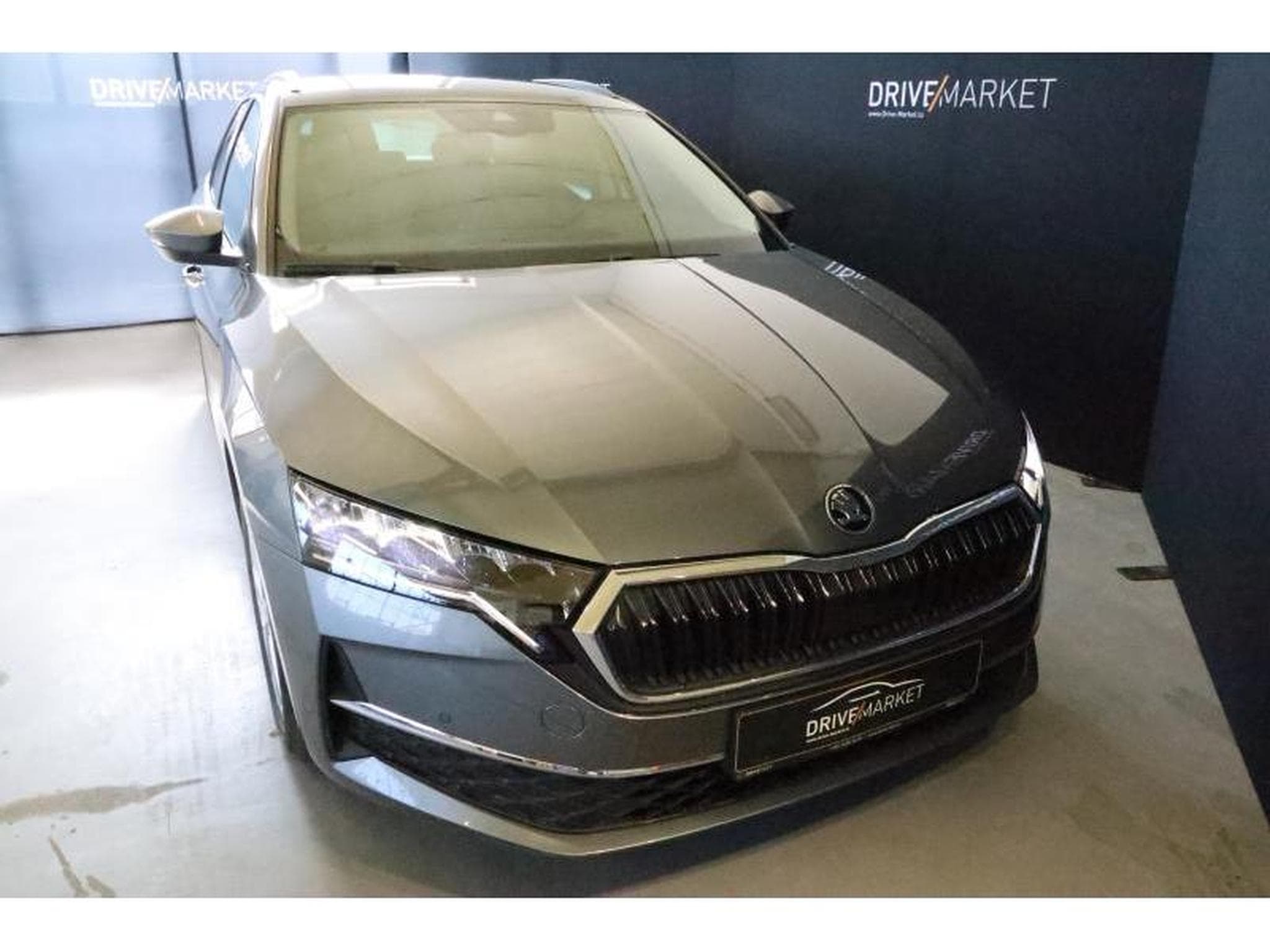 Skoda Octavia Selection (2025) - Foto 8