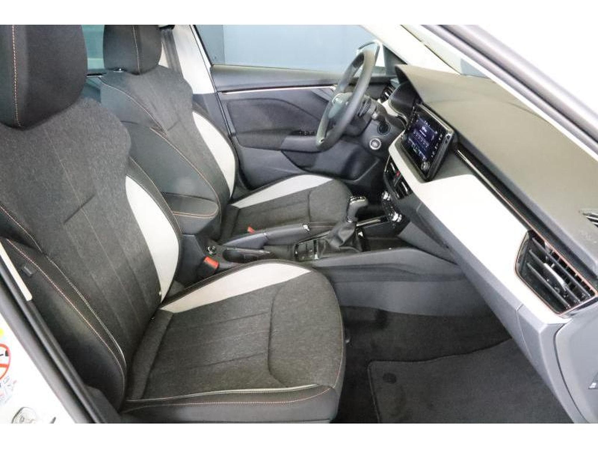 Skoda Kamiq Selection (2025) - Photo 7