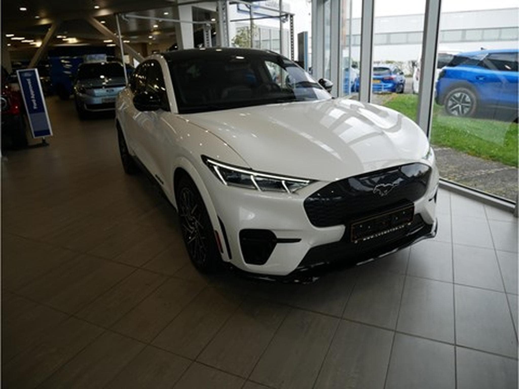 Ford Mustang Mach-E GT 99kWh Extended Range 487ch/258kW - A1 (2024) - Foto 1